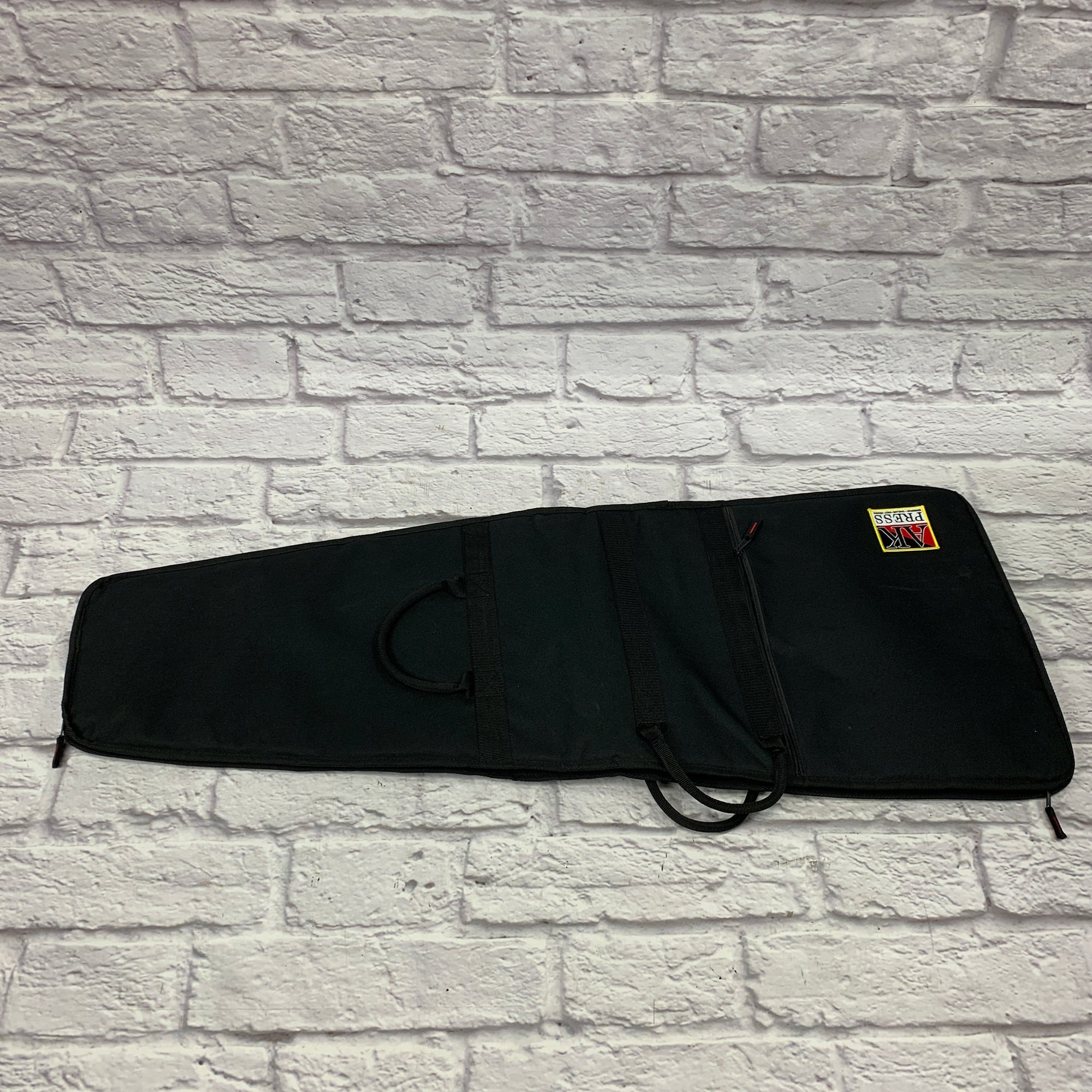 Gator Economy Offset Body Padded Gig Bag