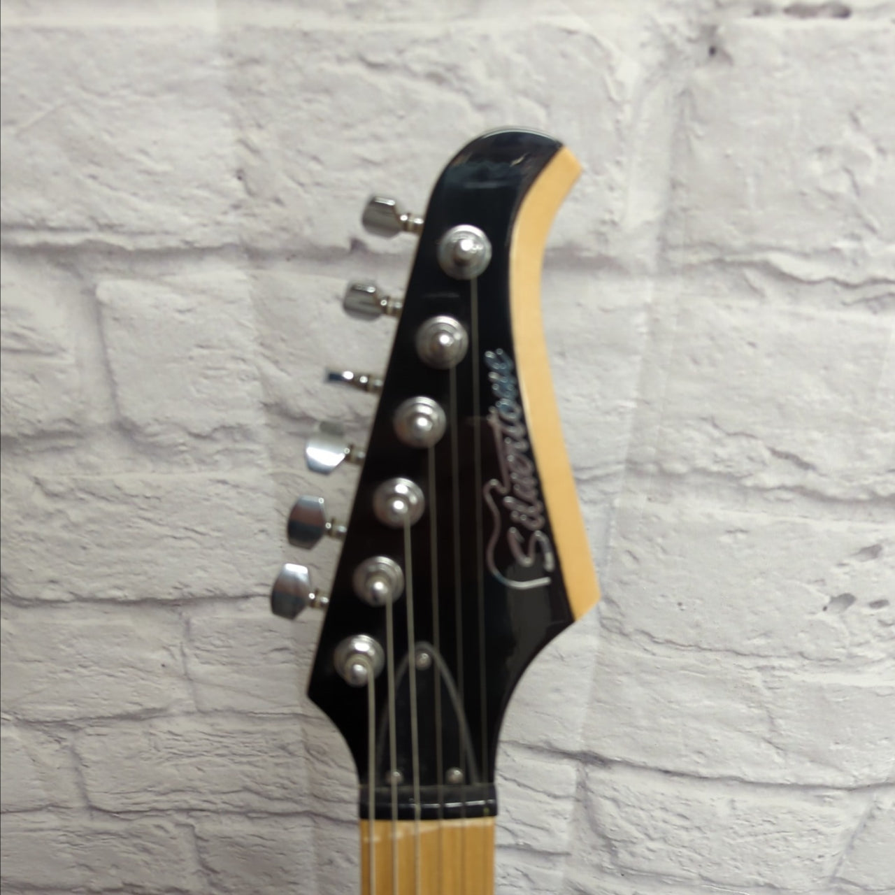 Silvertone SS11 Electric Guitar Black