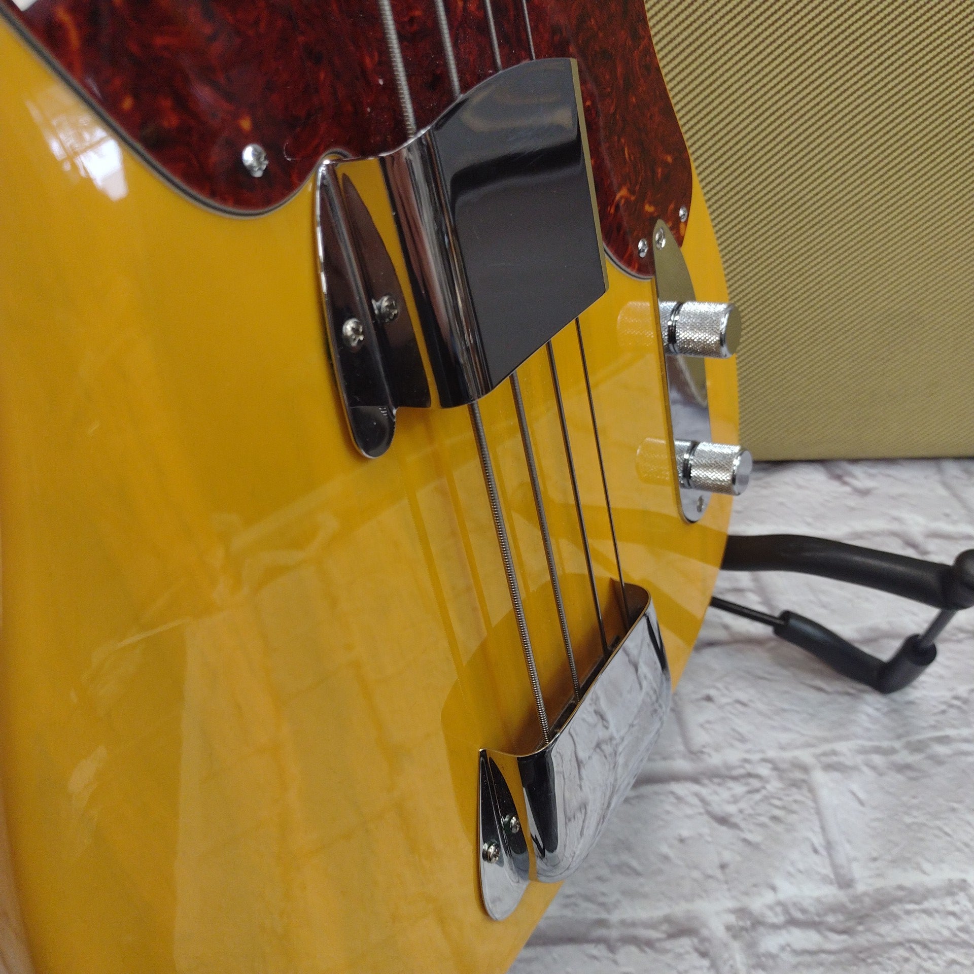Fender 51 Precision Bass Japan Butterscotch Fralin Upgrade