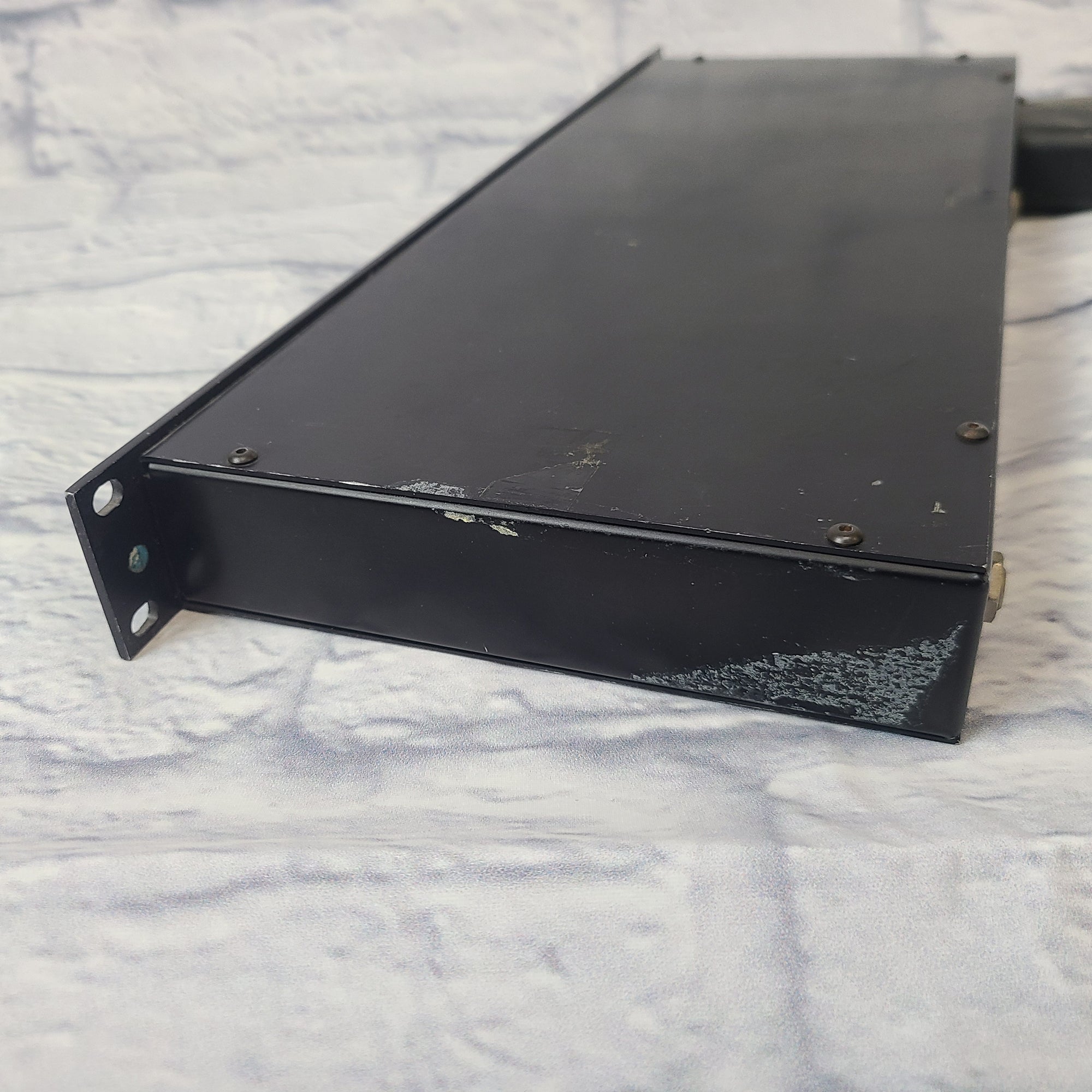 Audioarts Engineering Model 1500 Tuneable Notch Filter-Feedback Suppressor