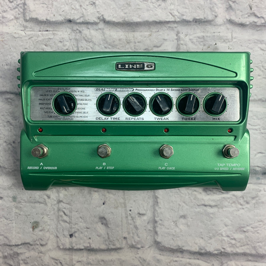 Line 6 DL4 Delay Modeler Looper Pedal