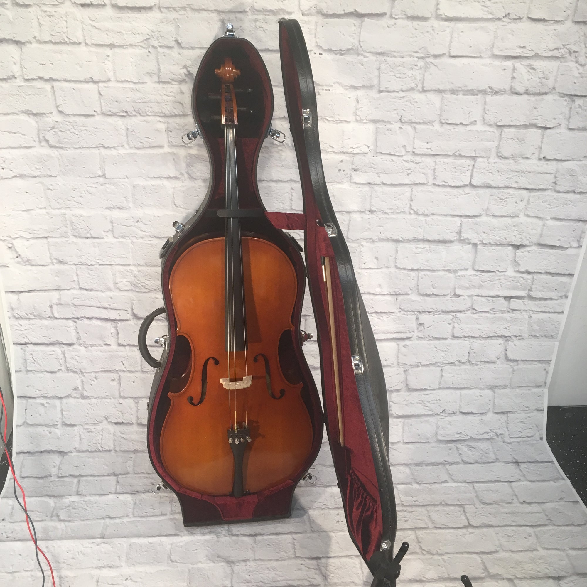 cello Eastman VC906 Master Series Professional Cello Outfit