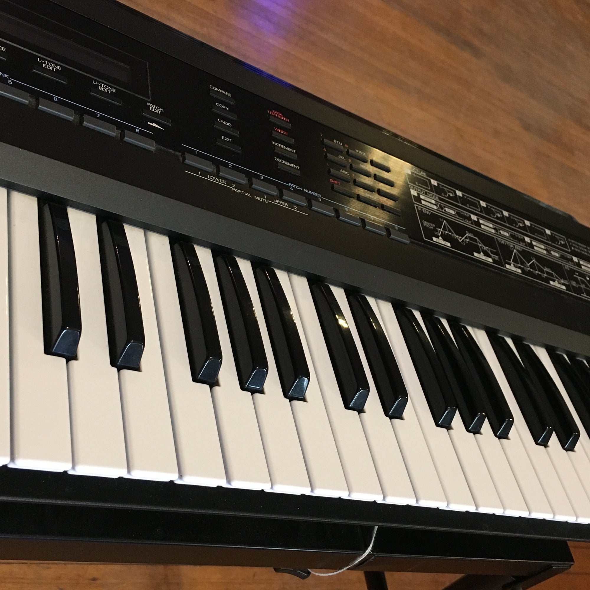 Roland D-50 Linear Synthesizer - Evolution Music