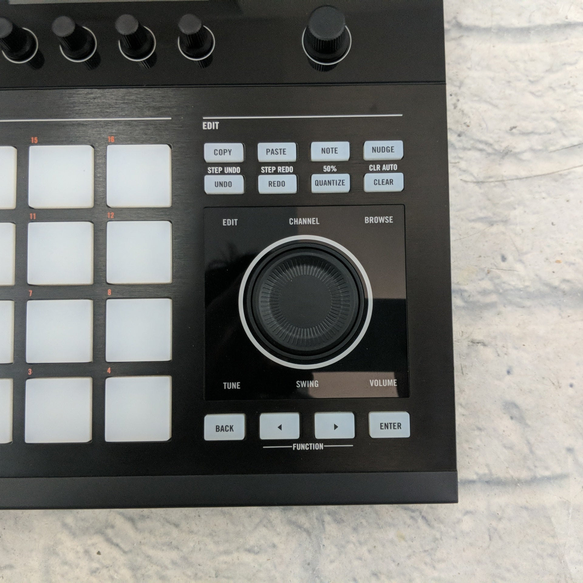 Maschine Studio Controller Only