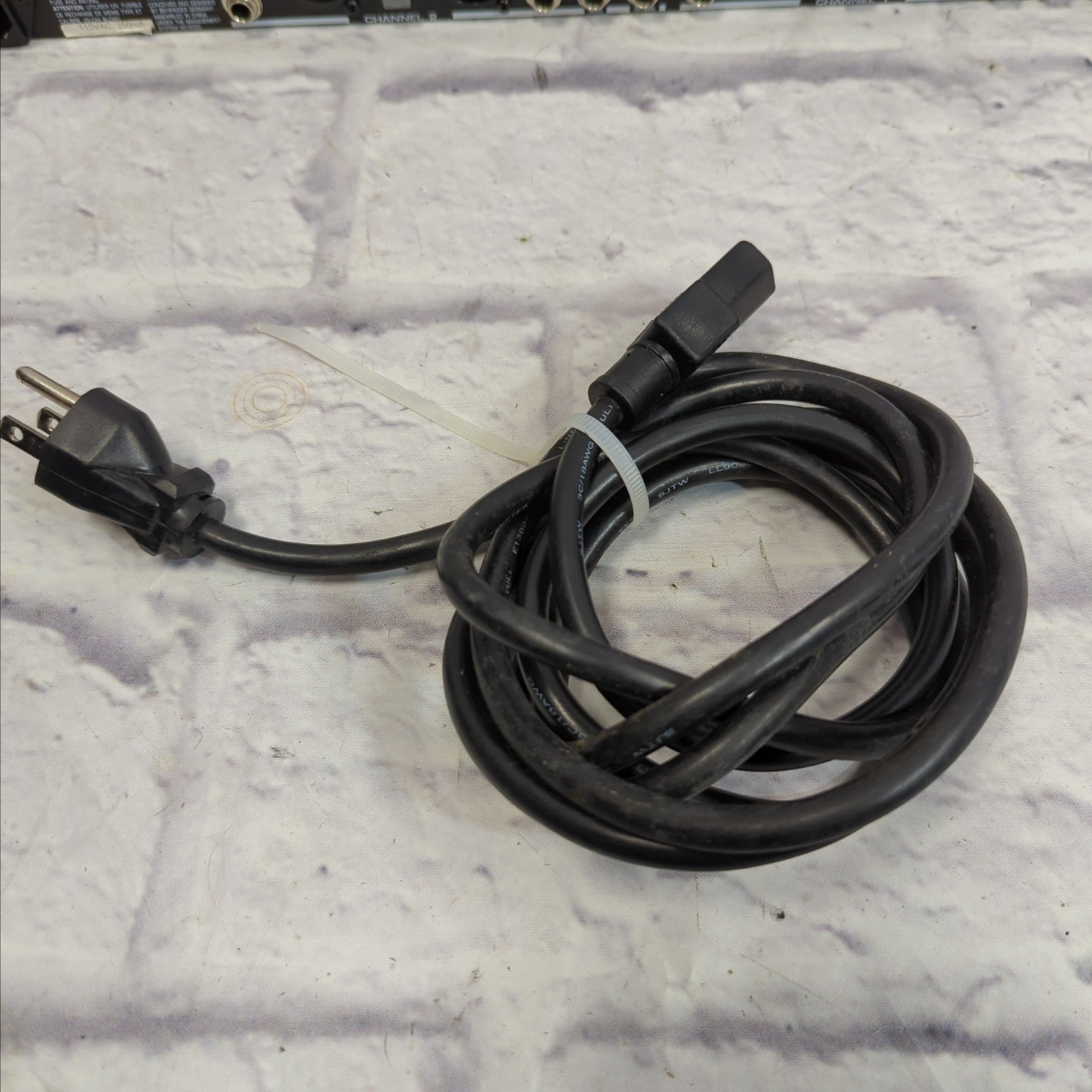 Behringer MDX1400 Rack Compressor Limiter