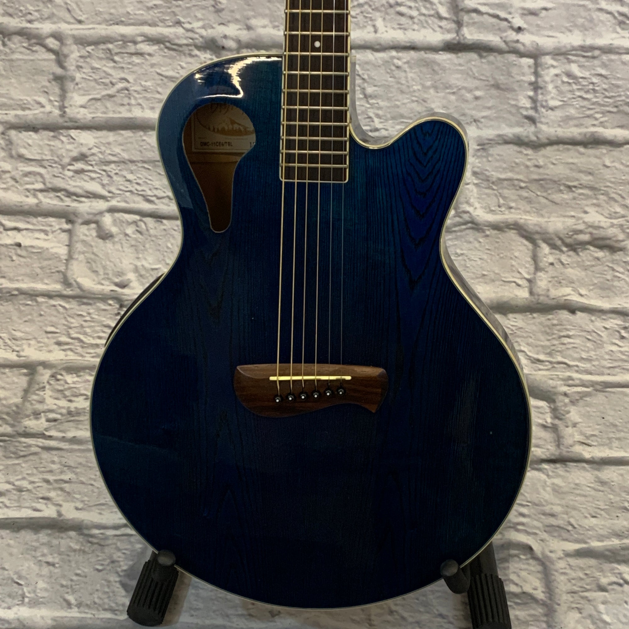 Olympia by Tacoma OMC-11CE6 Acoustic Guitar Blue