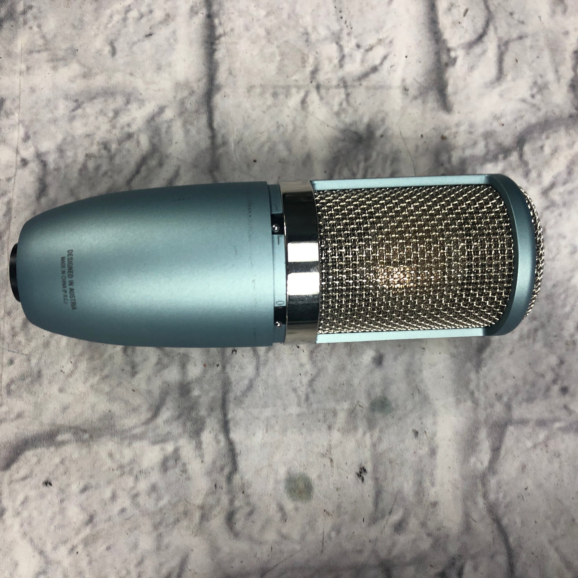 AKG Perception 420 w/ shock mount and case