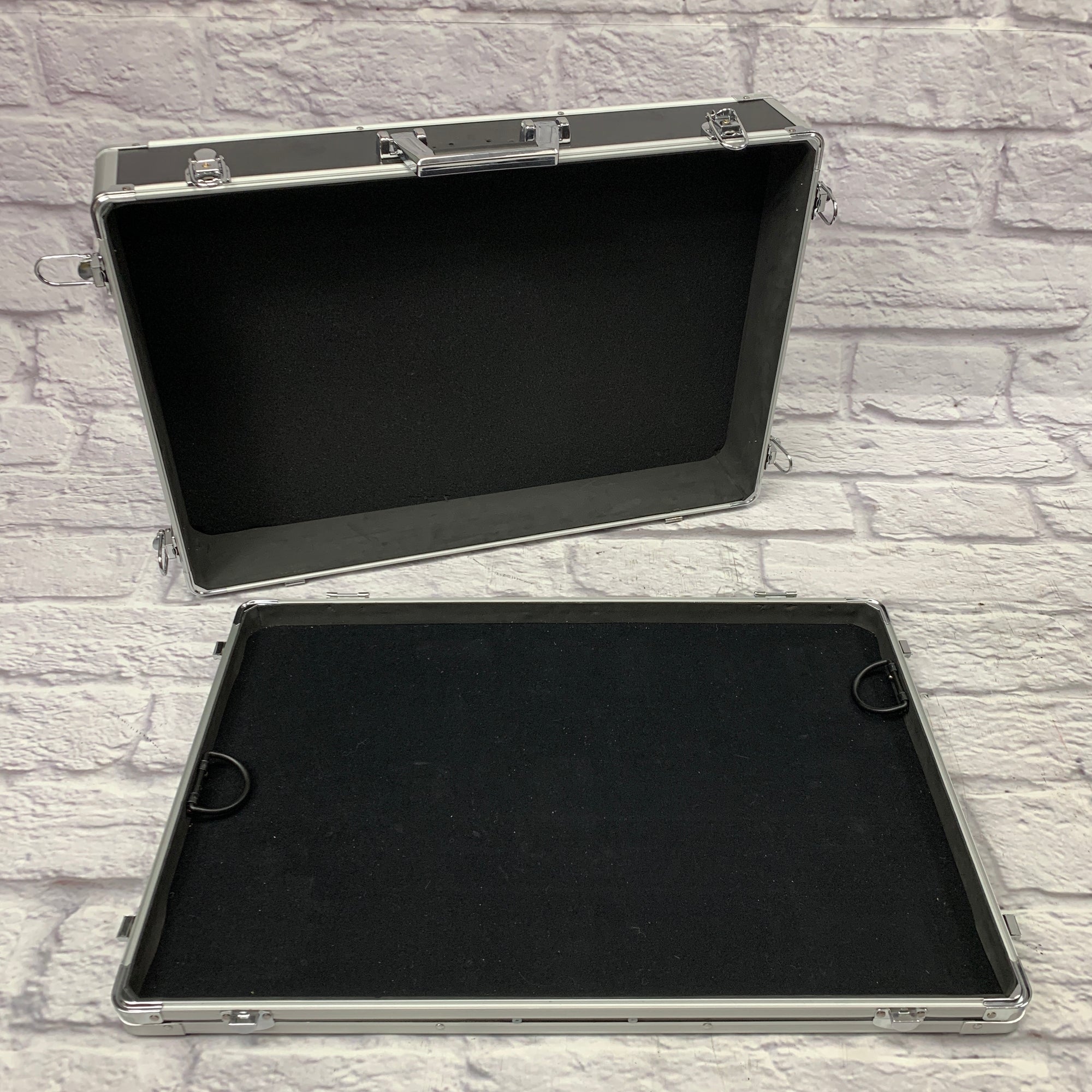 Custom-Made Pedalboard