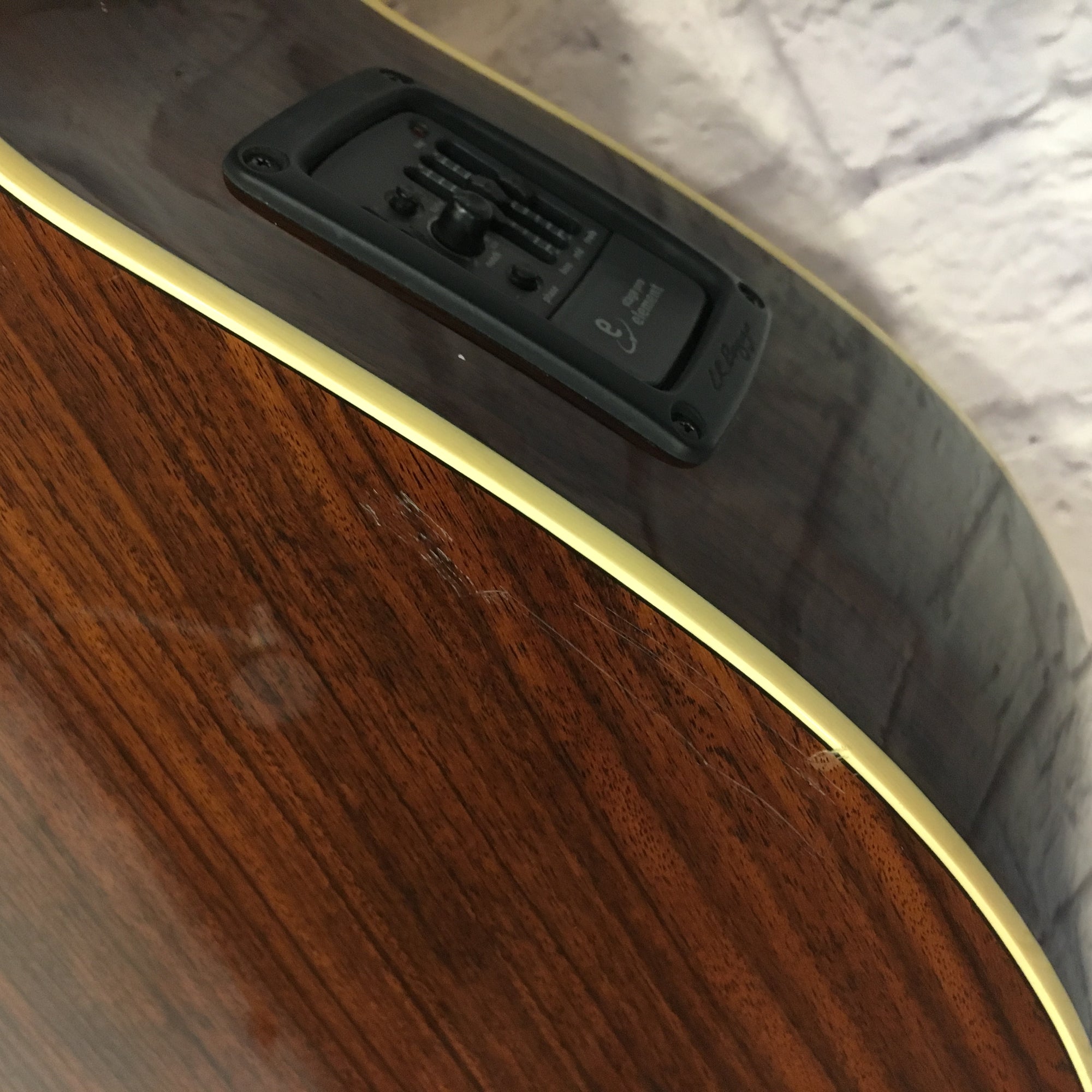 Breedlove Atlas Studio J350/CR Acoustic Electric Guitar w/ Gig Bag