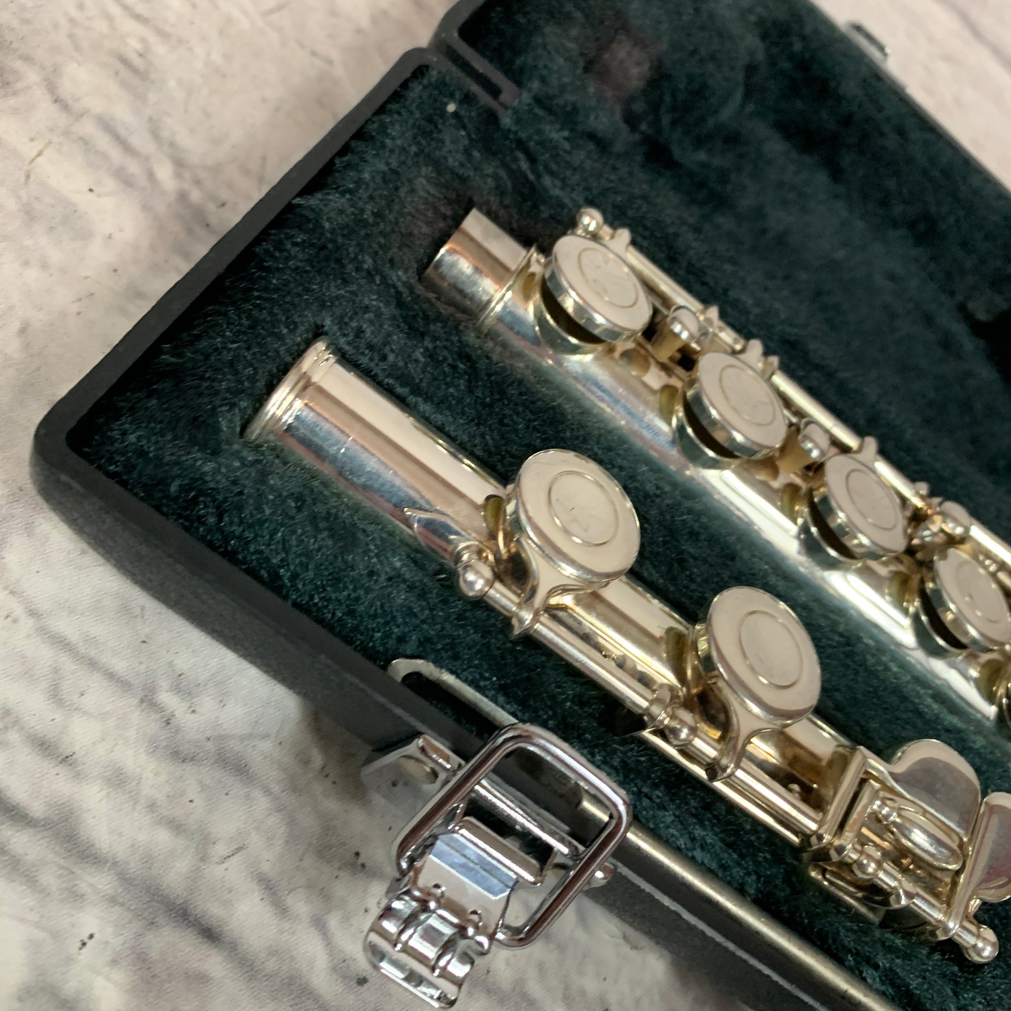 Yamaha YFL-221 Student Flute - Evolution Music