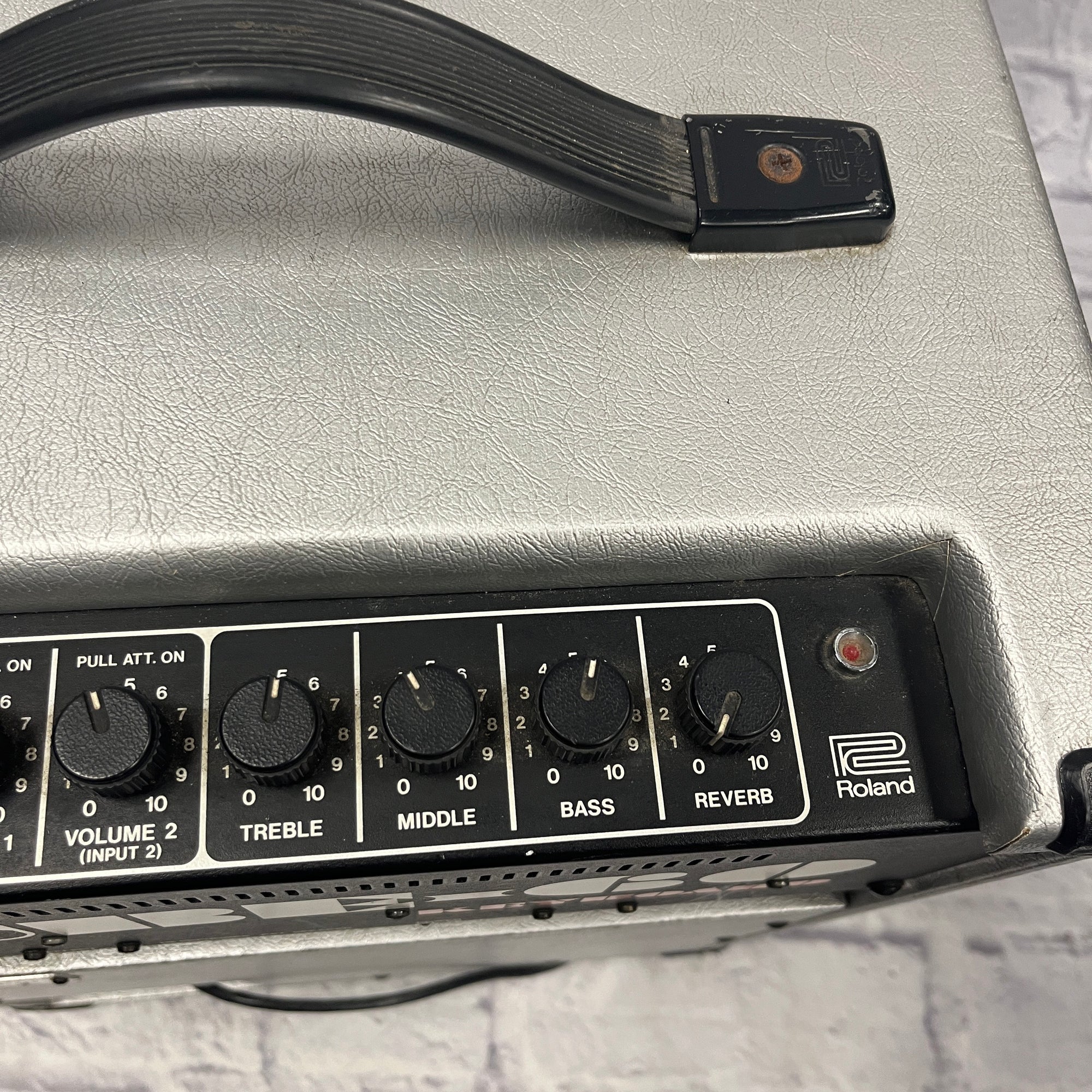 Roland Keyboard Cube 60 Amp Silver Tolex - Evolution Music