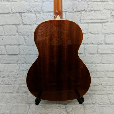 Fender GDO300 Dreadnaught Quilted Top