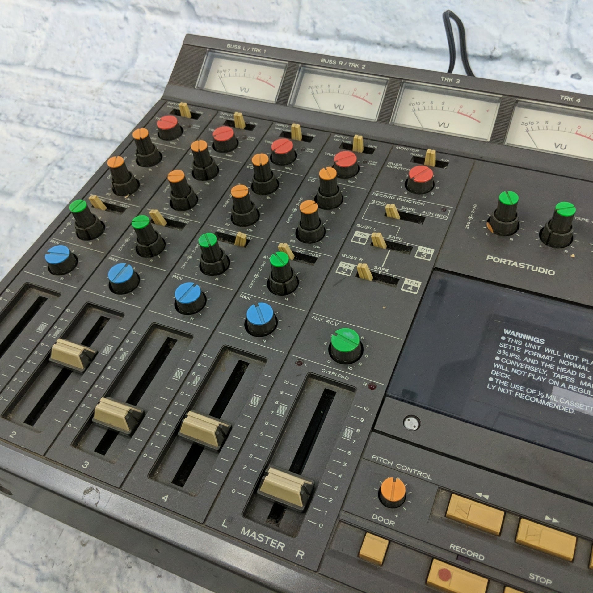 Tascam 244 Portastudio