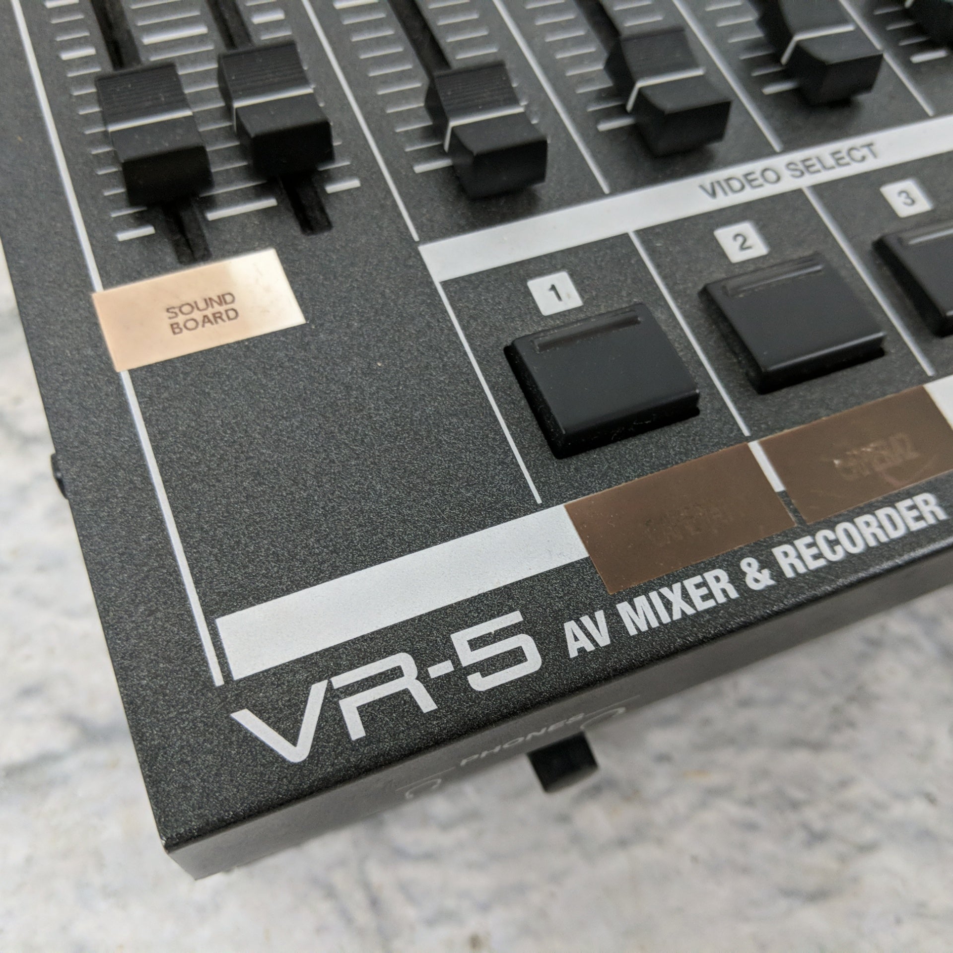Roland VR-5 AV Mixer and Recorder