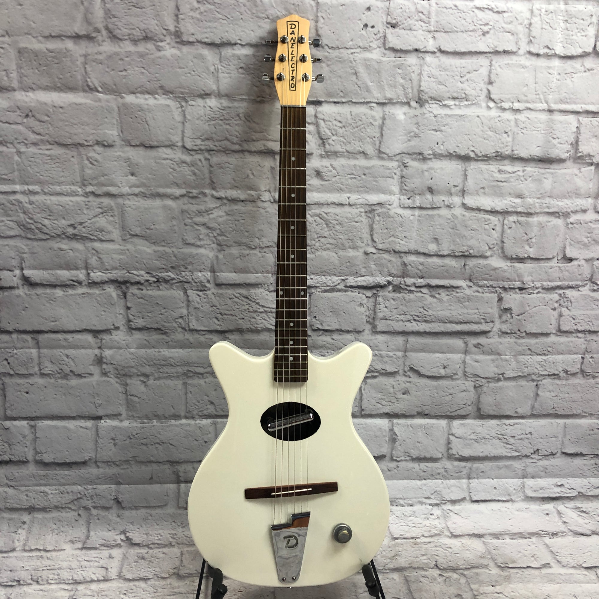 Danelectro Korean Convertible Acoustic Electric w/ gig bag