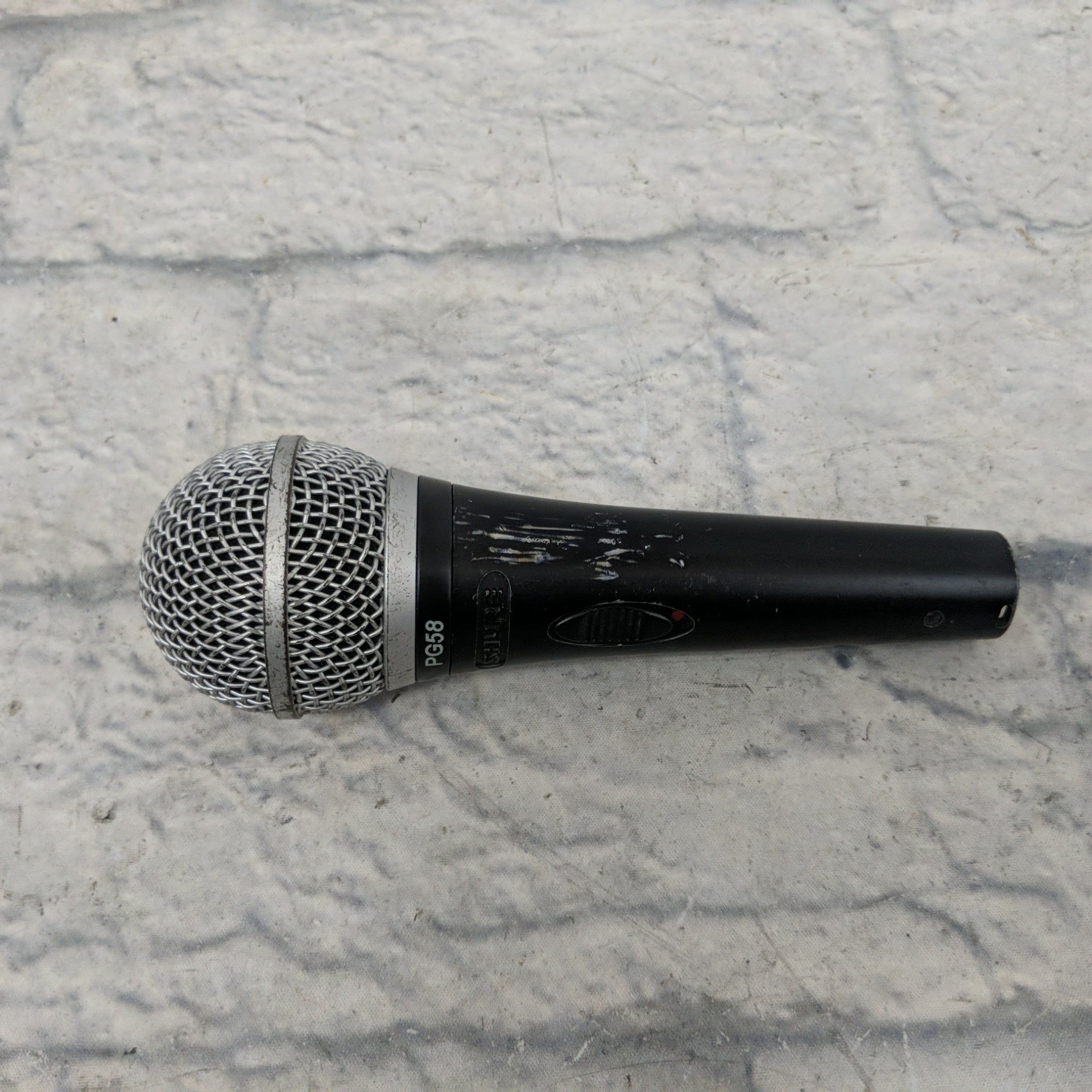 Shure PG58 Microphone