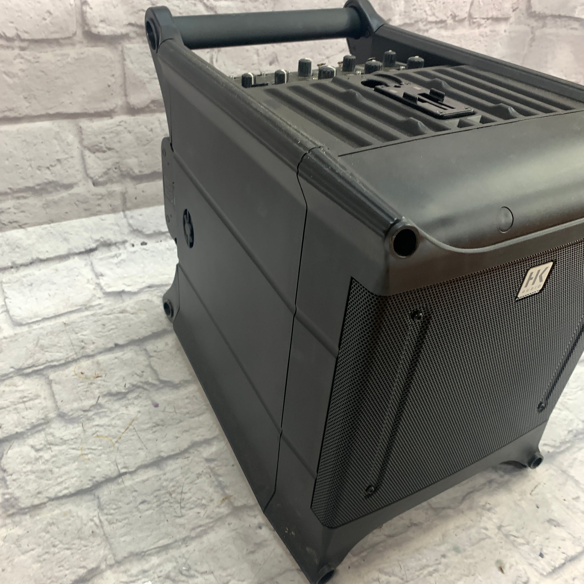 HK Audio Lucas Nano 300 Portable PA System