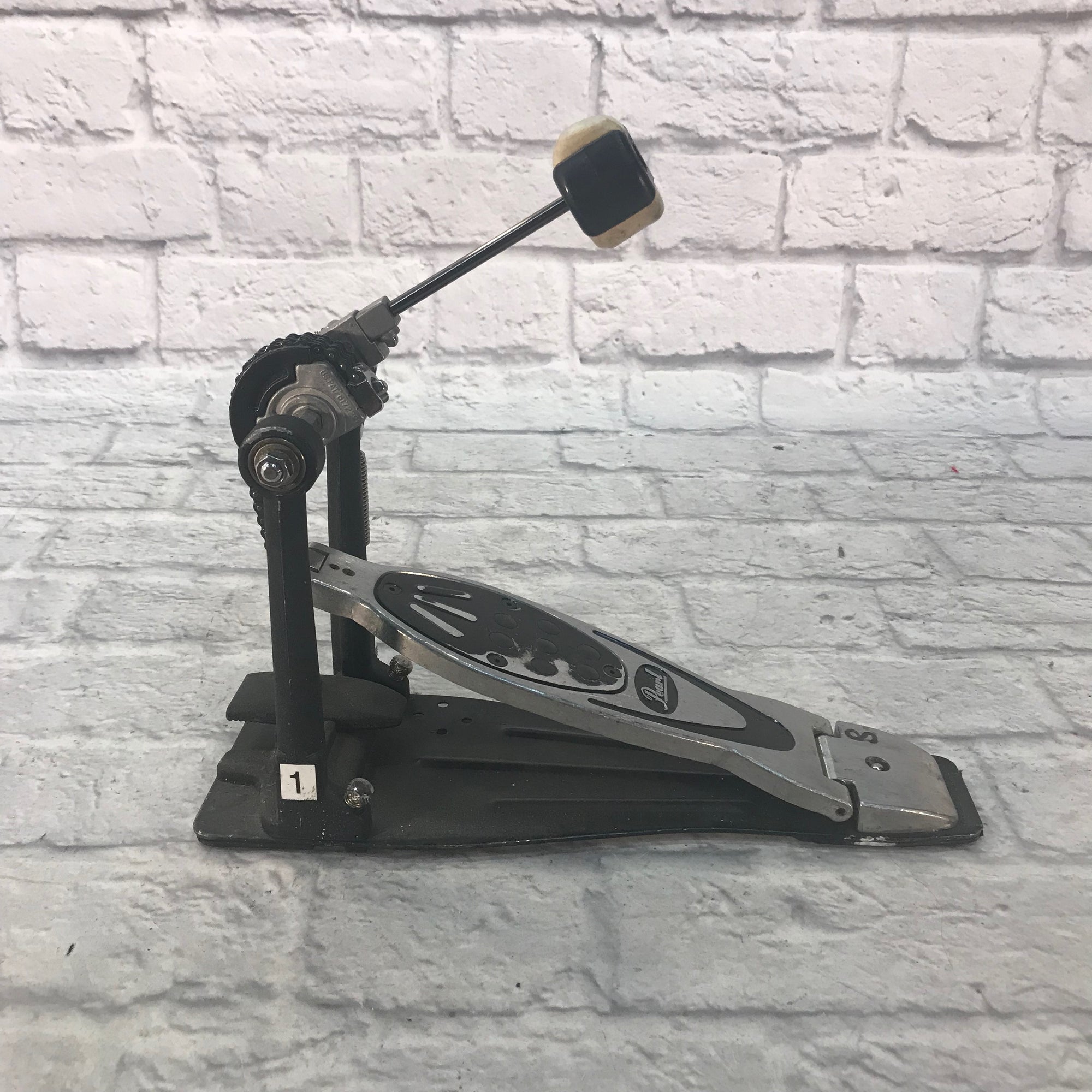 Pearl P2000C Eliminator Single Pedal Chain Drive Missing Hardware