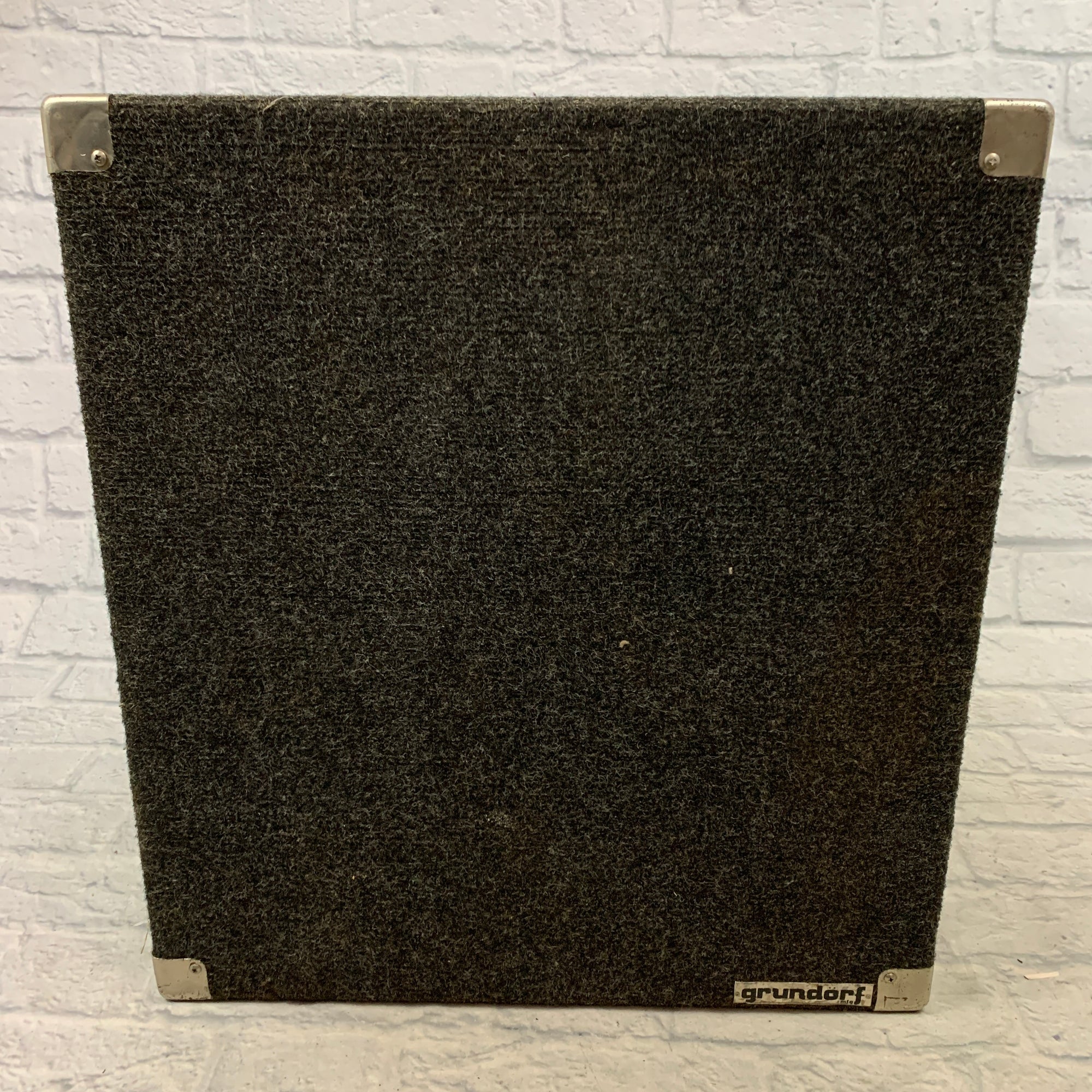 Grundorf Carpeted Rack Case 21"