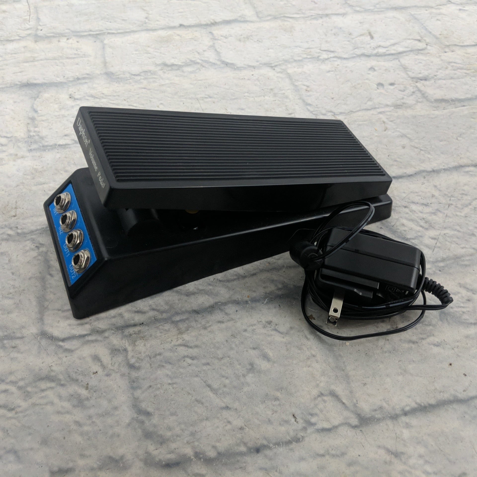 daphon volume pedal Daphon Volume Pedal