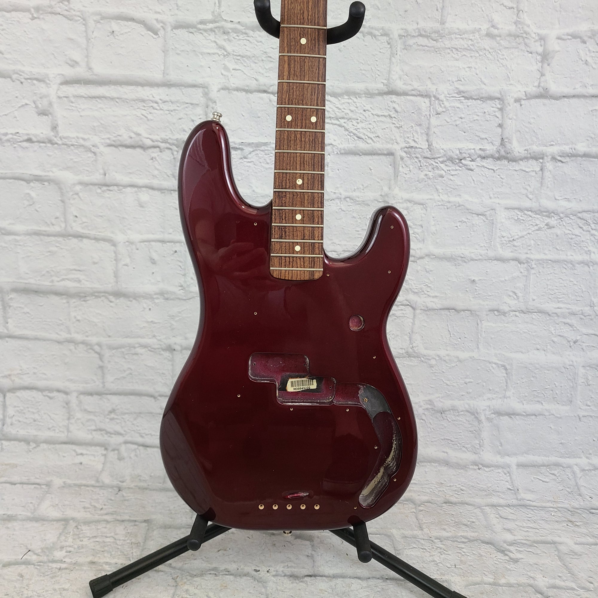 Fender P Bass MIM Midnight Wine PROJECT