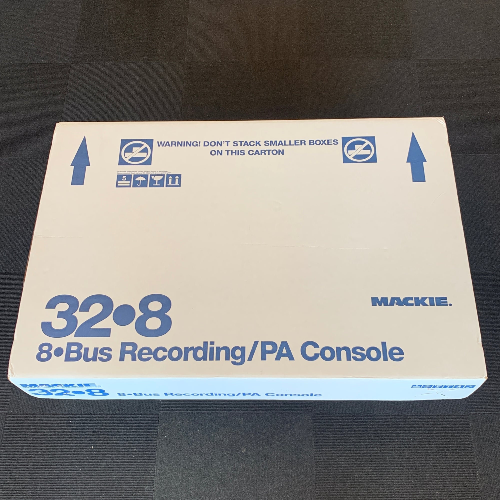 Mackie 32.8 32-Channel 8-Bus Mixing Console w/ Meter Bridge & Power Supply