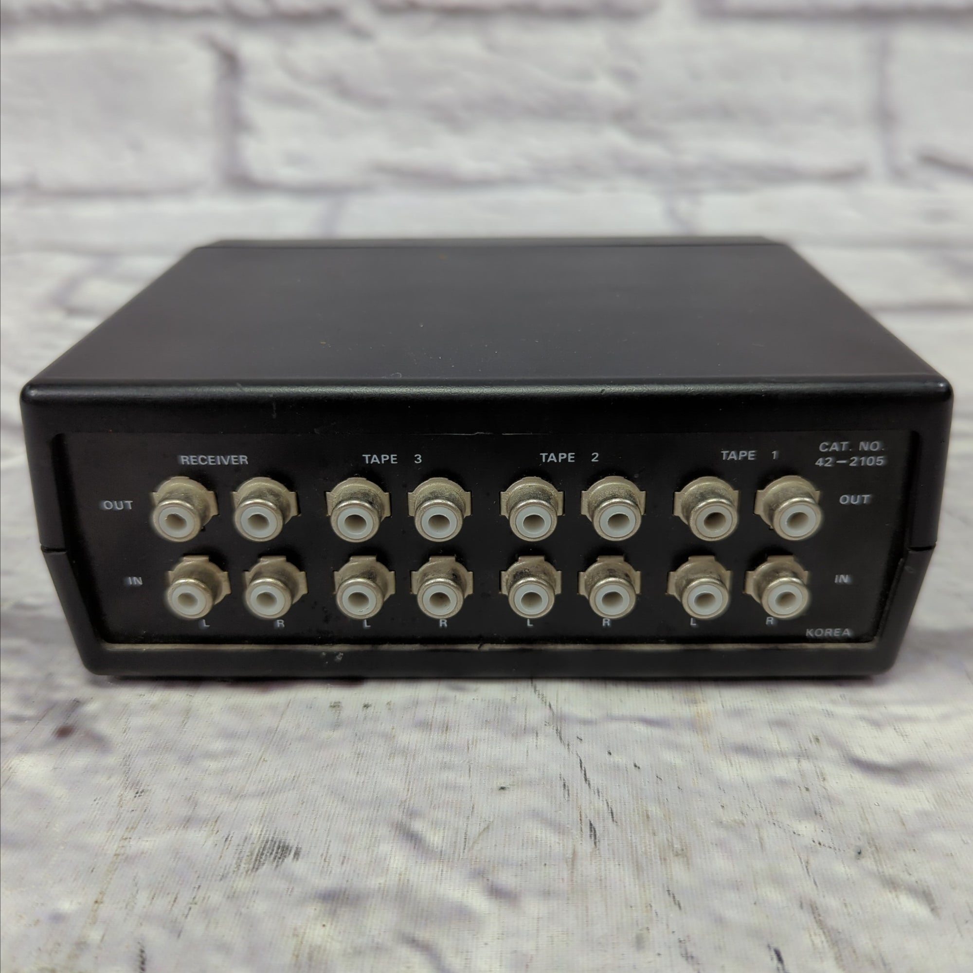 Realistic 42-2105 Tape Control Center