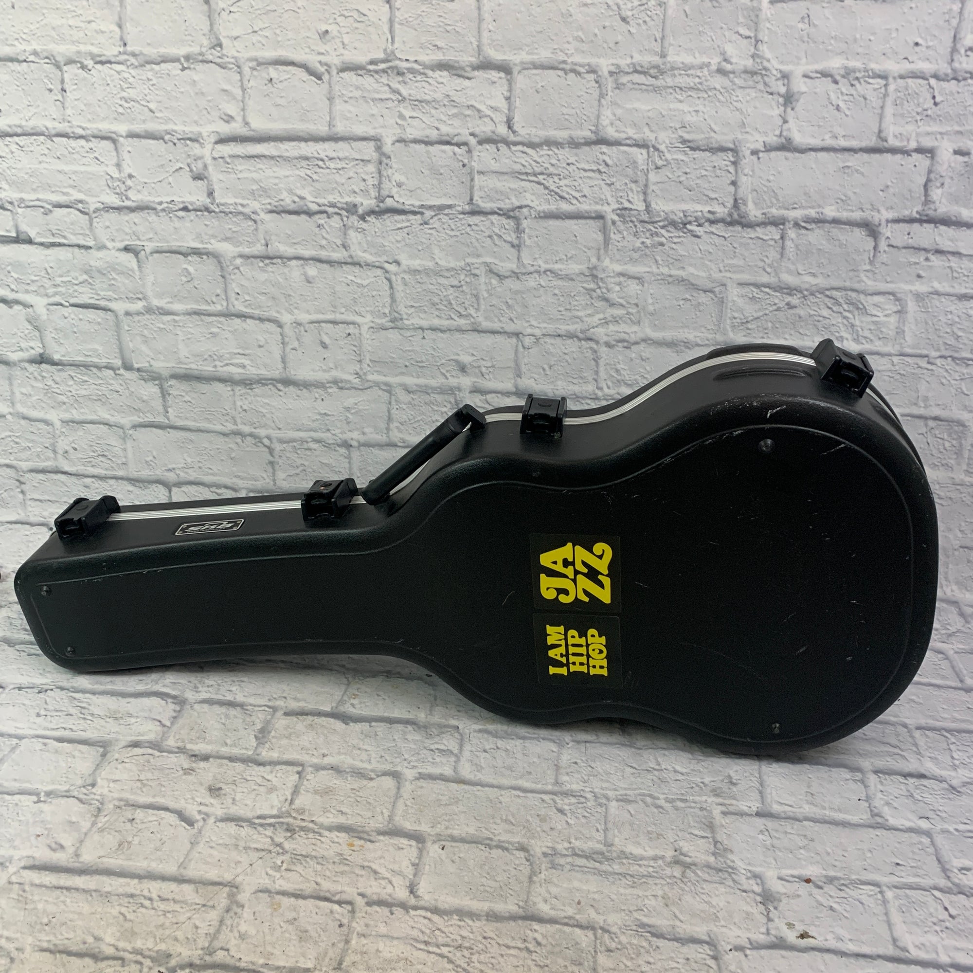 SKB Dreadnaught Hardshell Acoustic Guitar Case