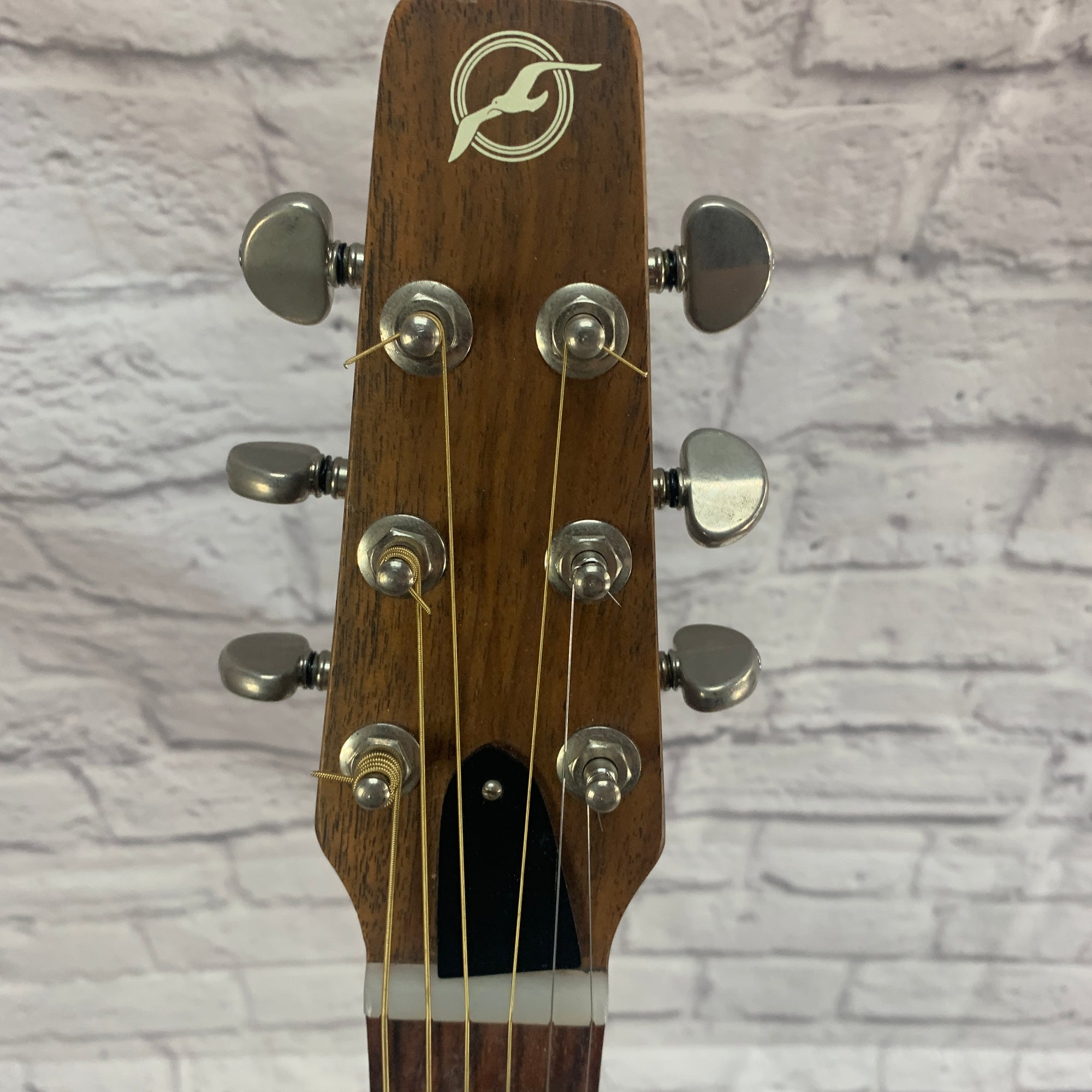 Seagull S6 Acoustic Guitar with Hard Case