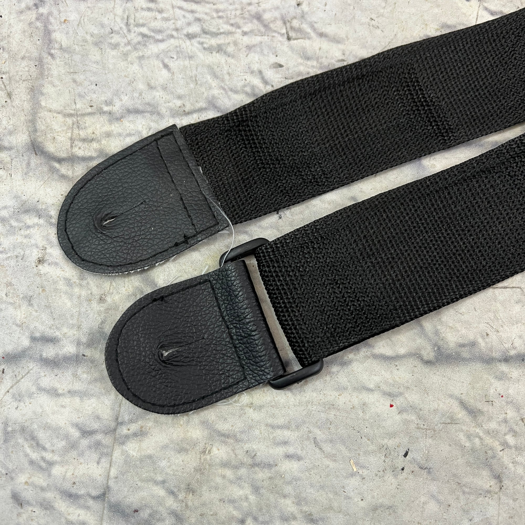Unknown Black Nylon Guitar Strap
