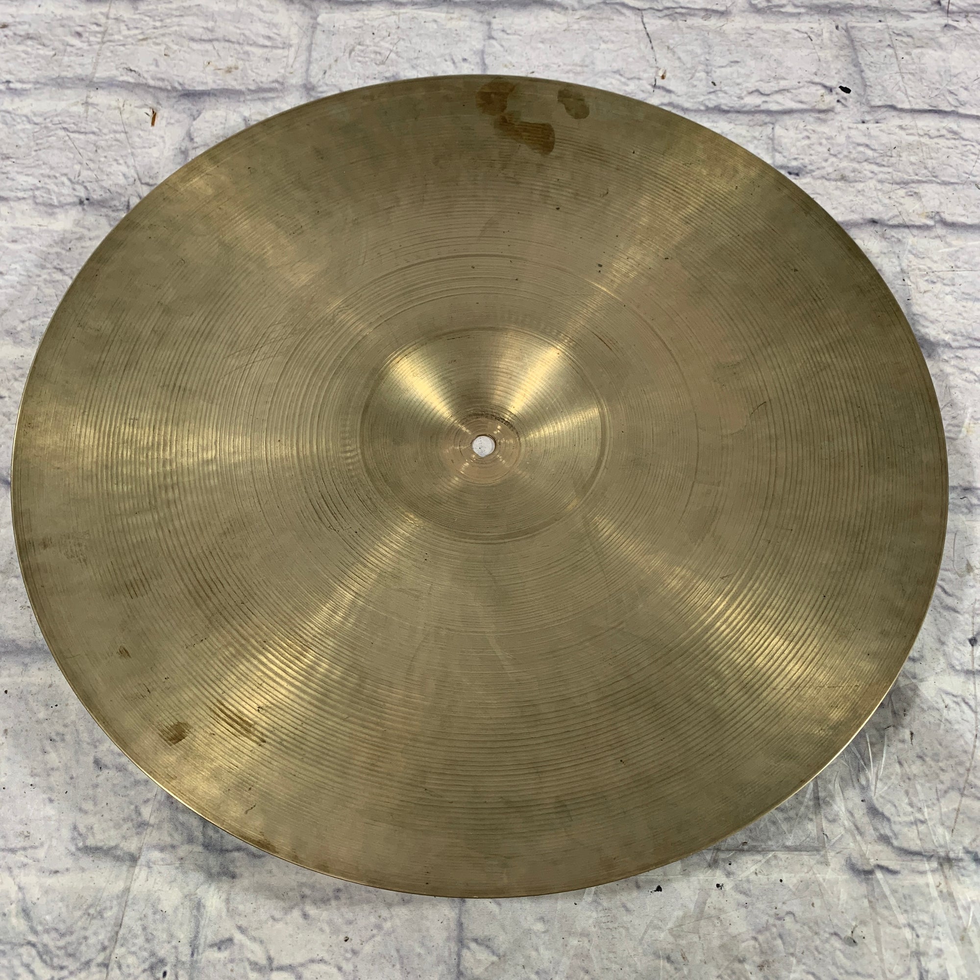 Vintage 60s Zildjian Avedis 18 Ride Cymbal