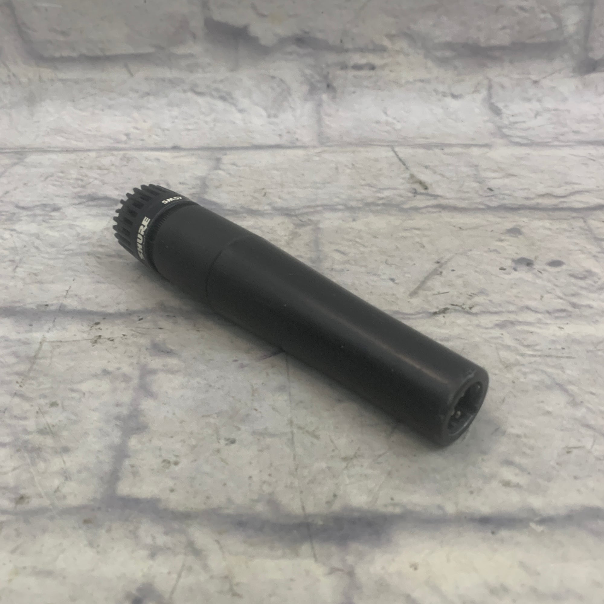 Shure "SM57" Cardioid Dynamic Microphone