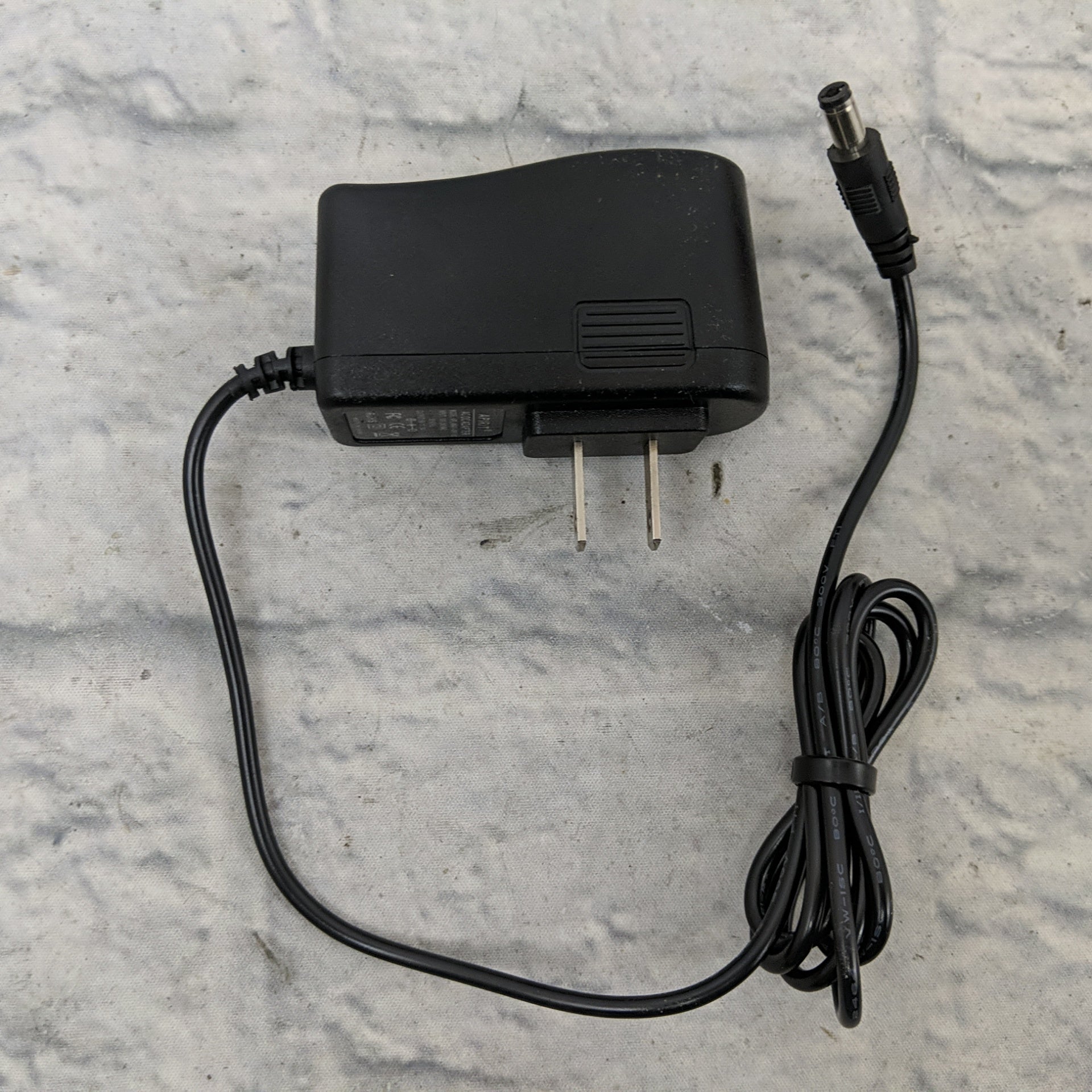 Strymon El Capistan Tape Echo Pedal with Power Supply