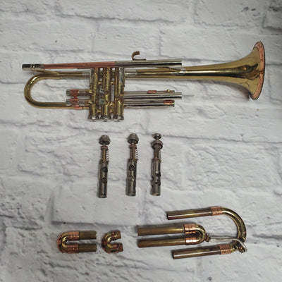 Getzen Super Deluxe Tone Balanced Trumpet with Case