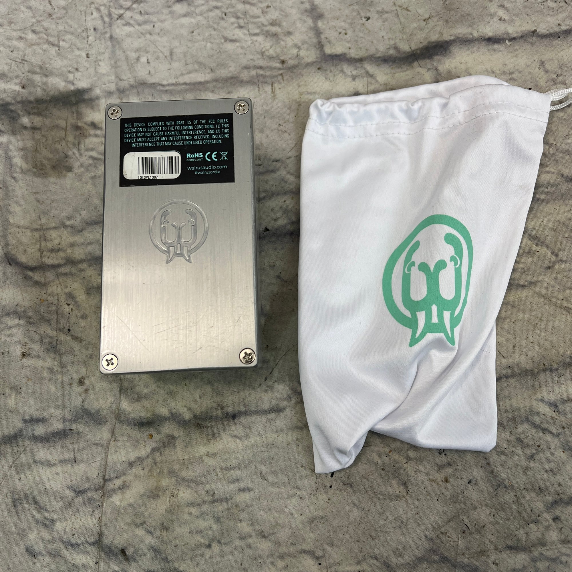 Walrus Audio Fathom Reverb Pedal - Evolution Music