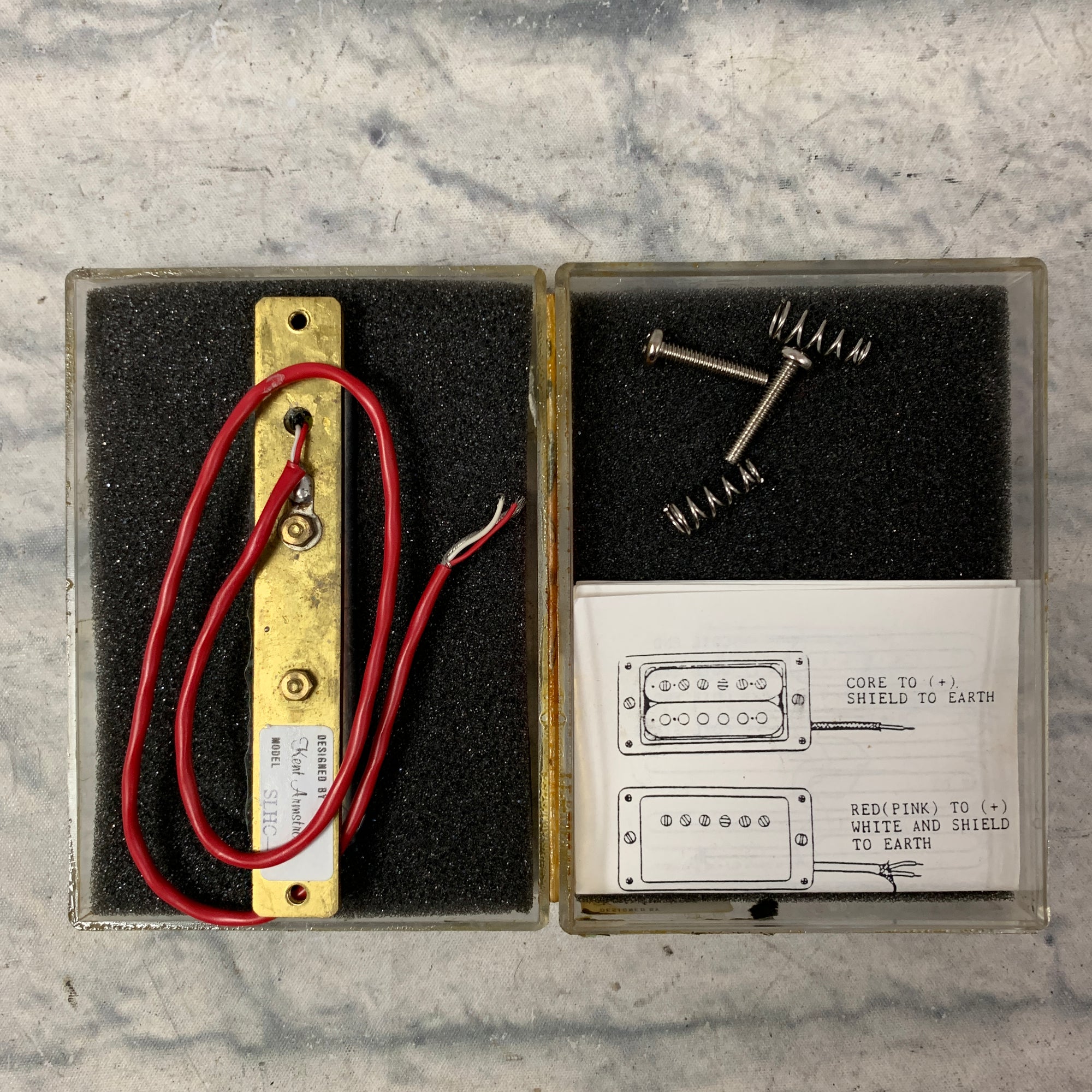 Vintage Armstrong Lipstick Pickup