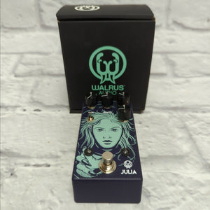 Walrus Julia Chorus Vibrato Pedal