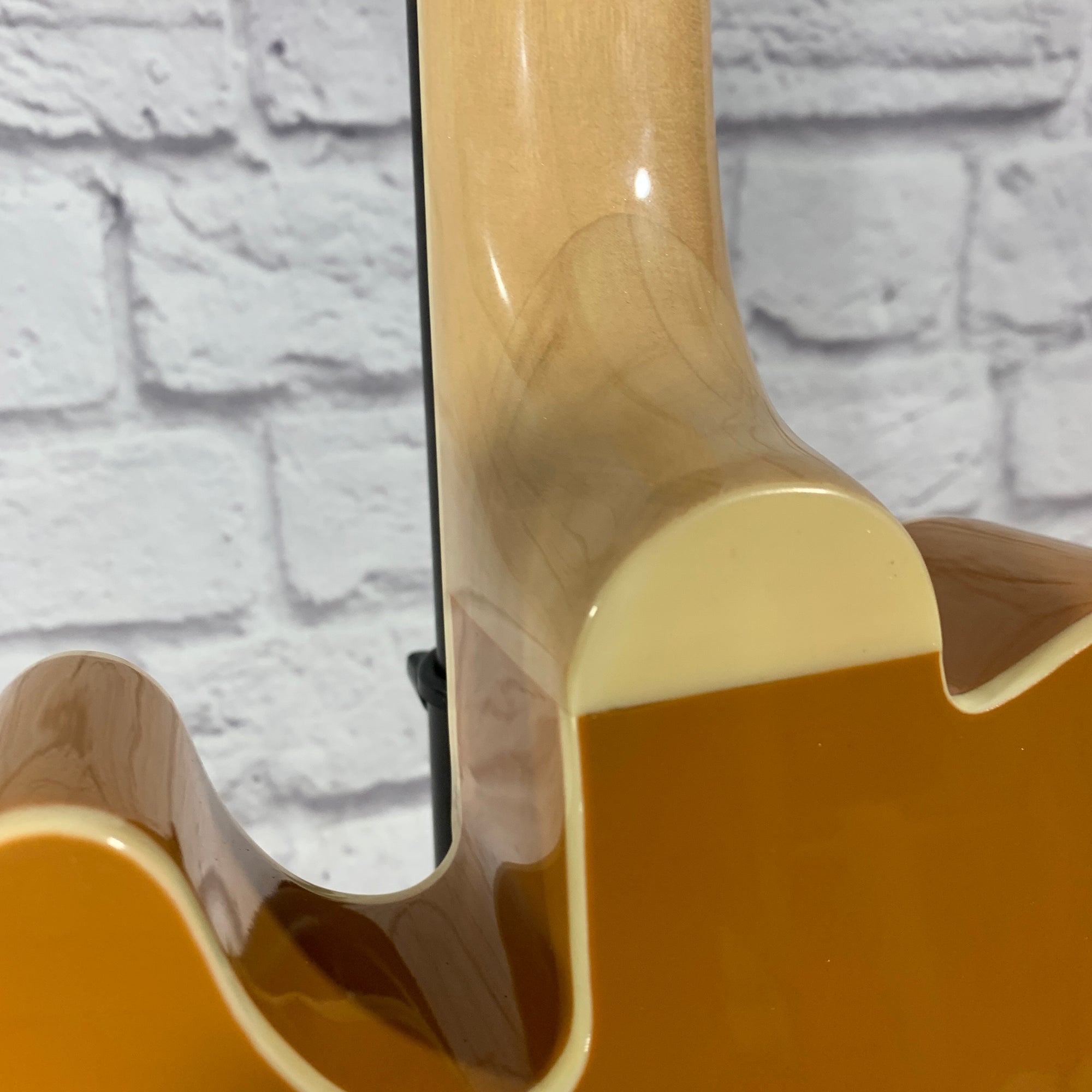 Fender Fullerton Tele Electric Acoustic Ukulele