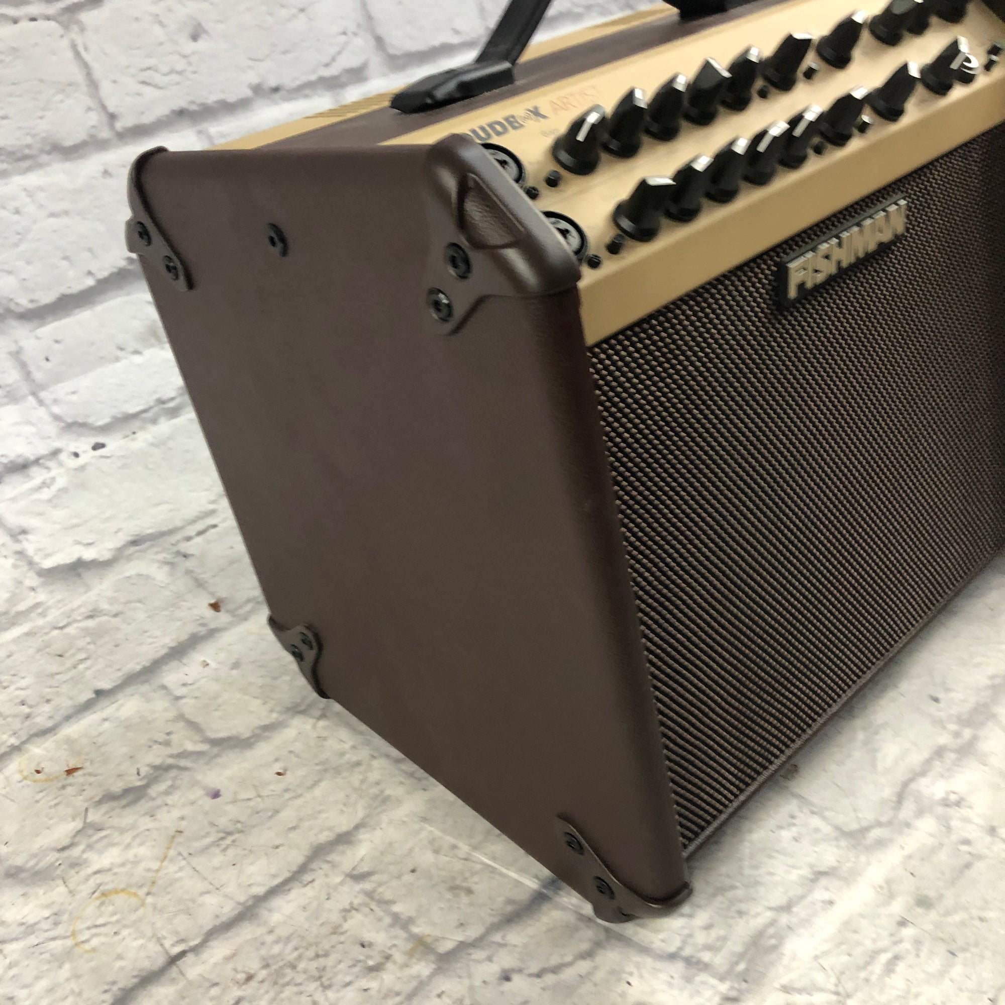 Fishman Loudbox Artist PRO-LBX-600 120 Watt Acoustic Combo Amp