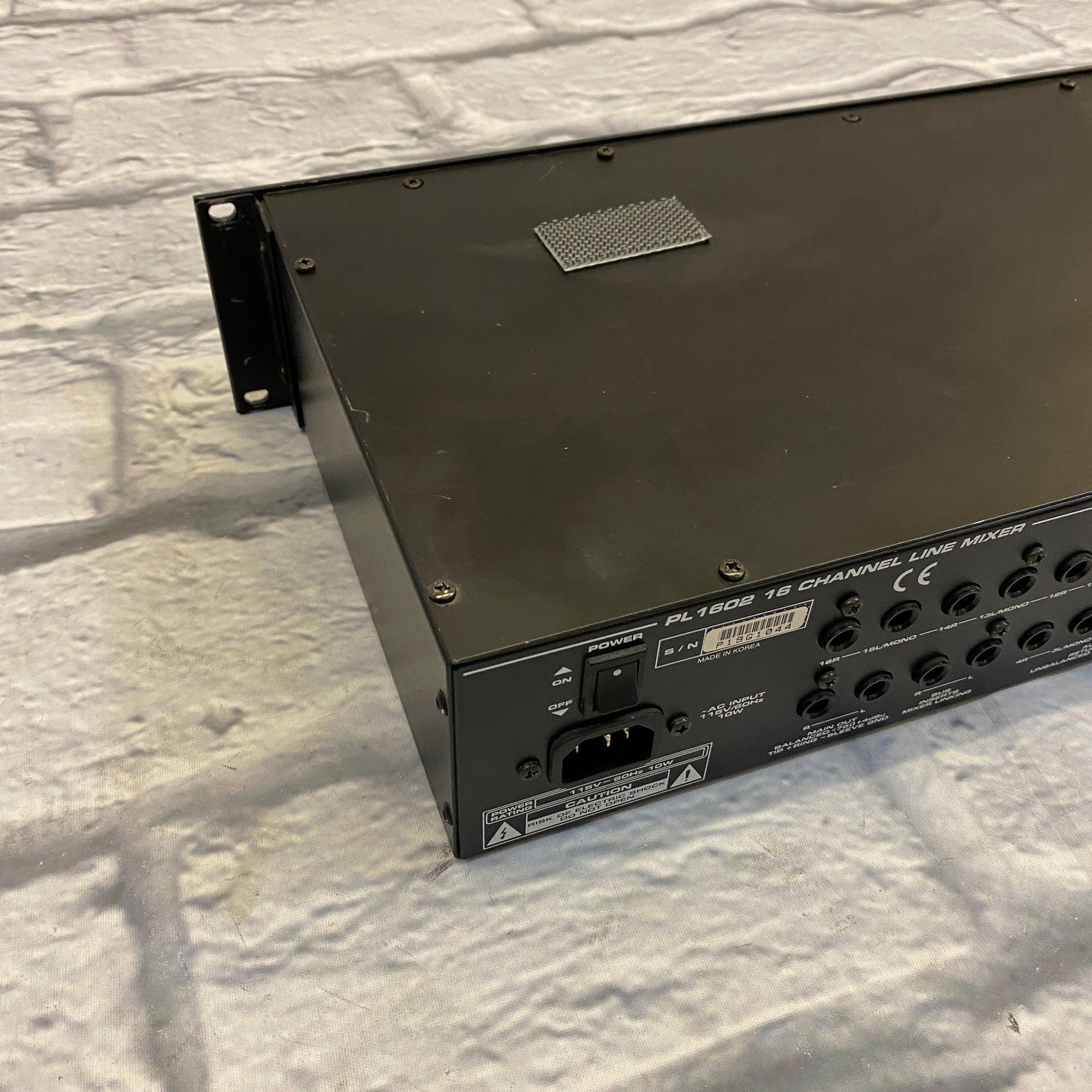 Samson PL1602 Rack Mixer