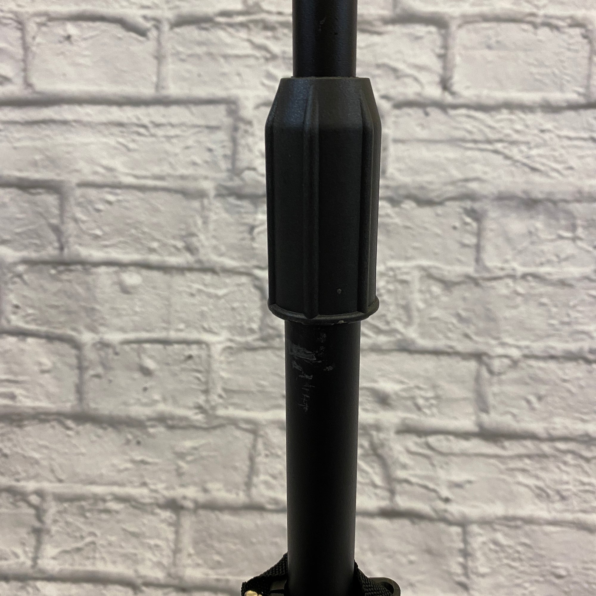 Harbinger Speaker Stands w/ Carrying Bag