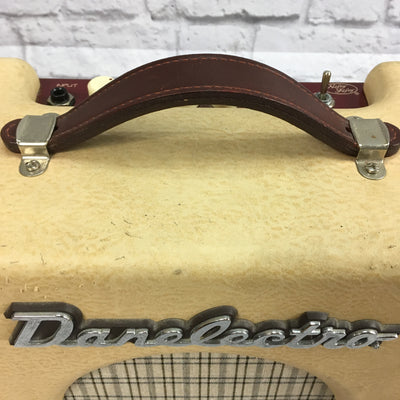Danelectro Nifty Fifty Solid State Guitar Combo