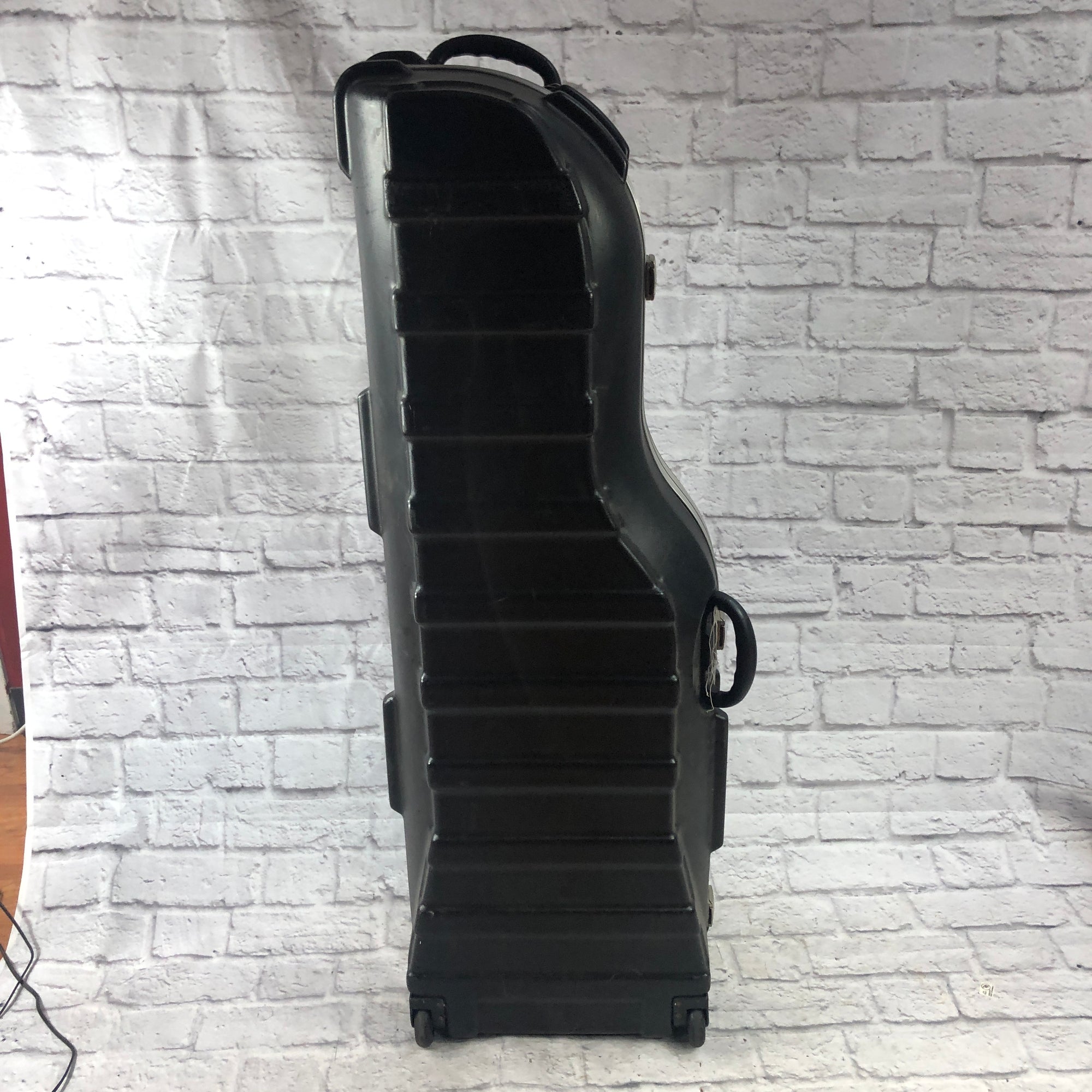SKB Large Hardware Case with Wheels