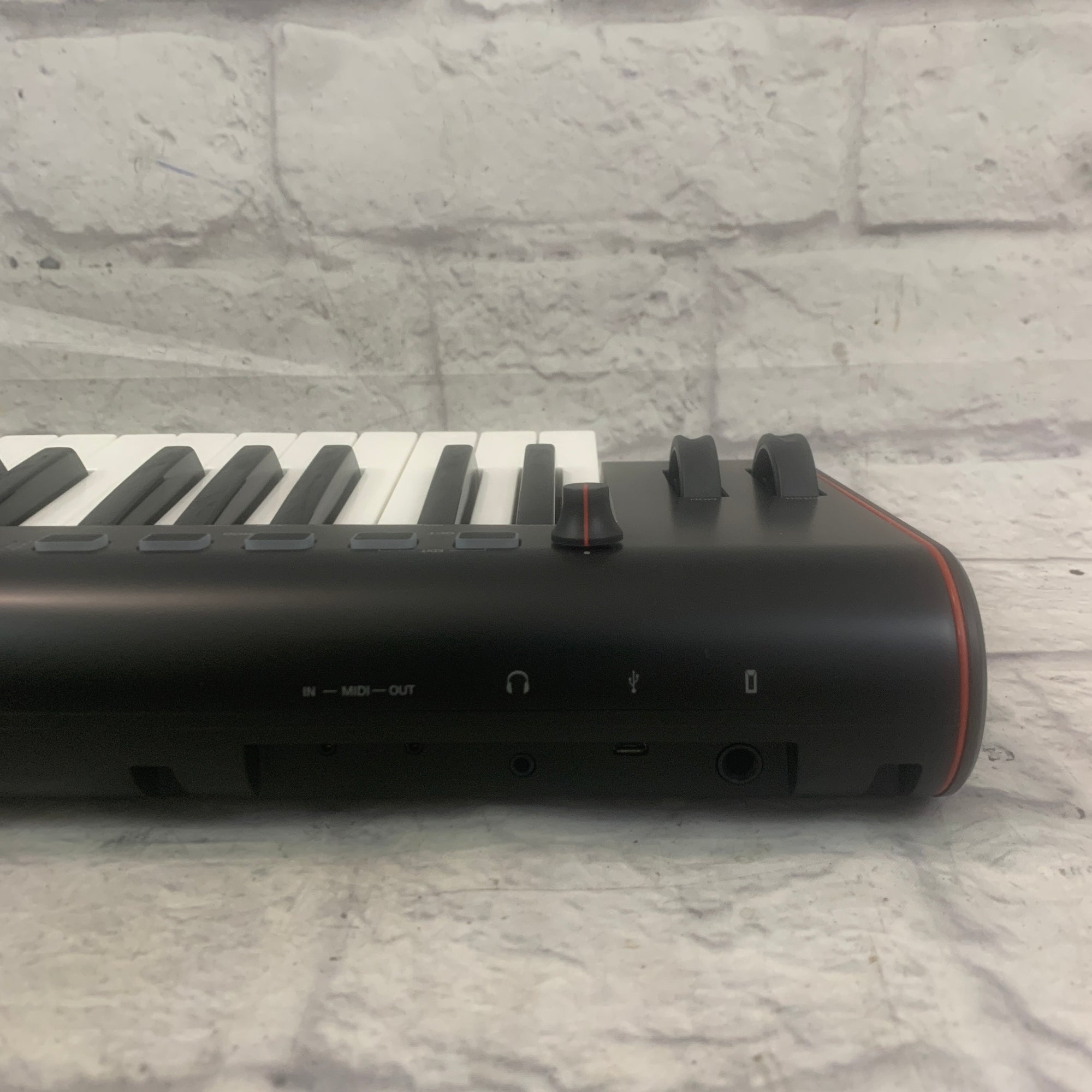 IRig Keys 2Pro Midi Controller