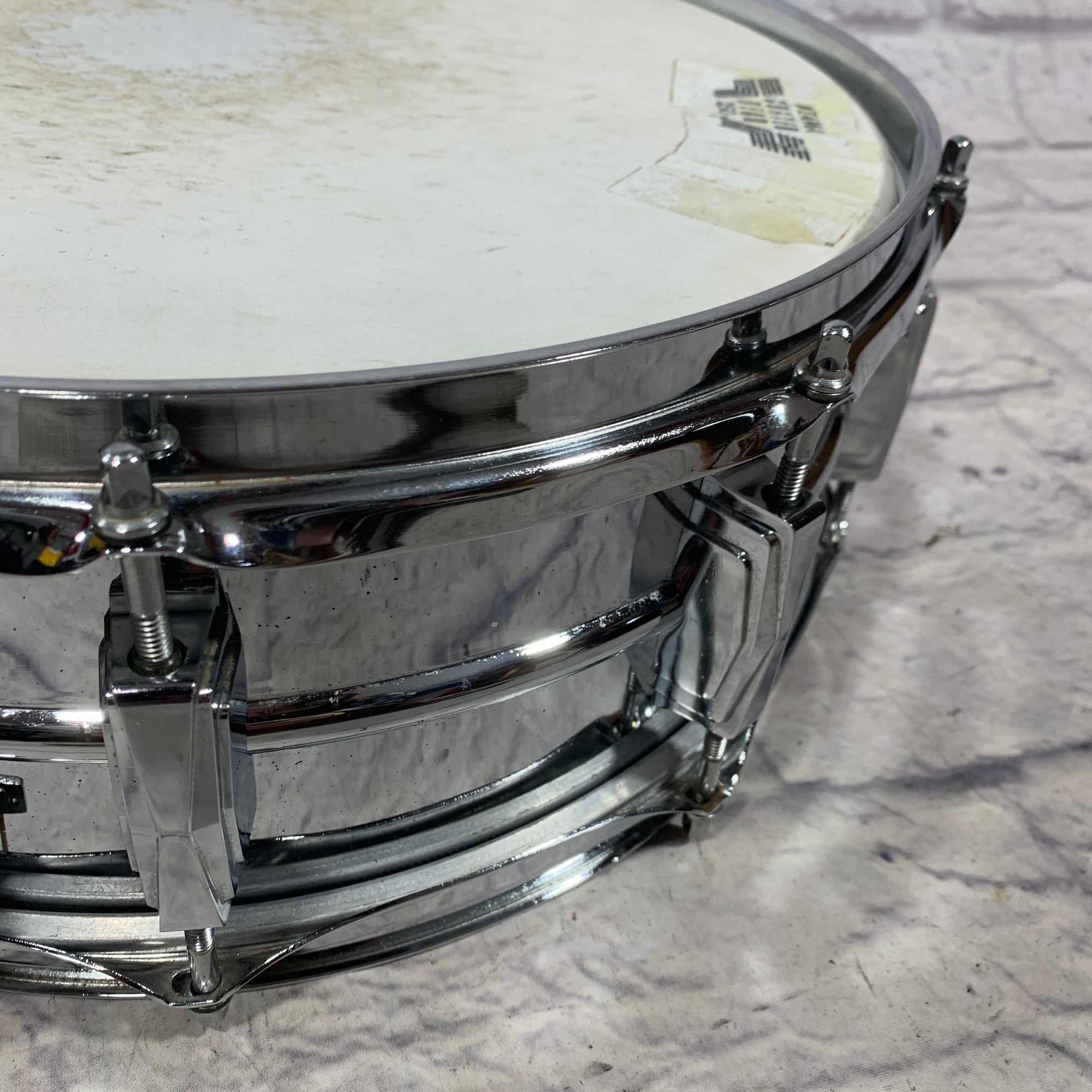 Vintage Ludwig 1976 Chrome 5.5 x 14 Snare
