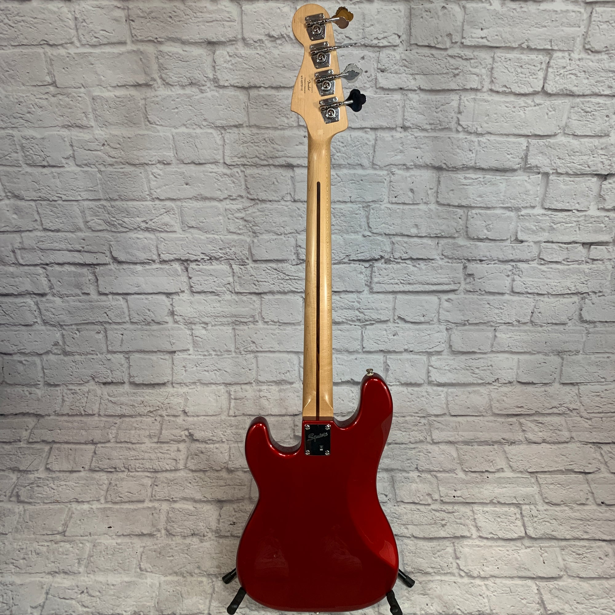 Squier P Bass 4-String Candy Apple Red