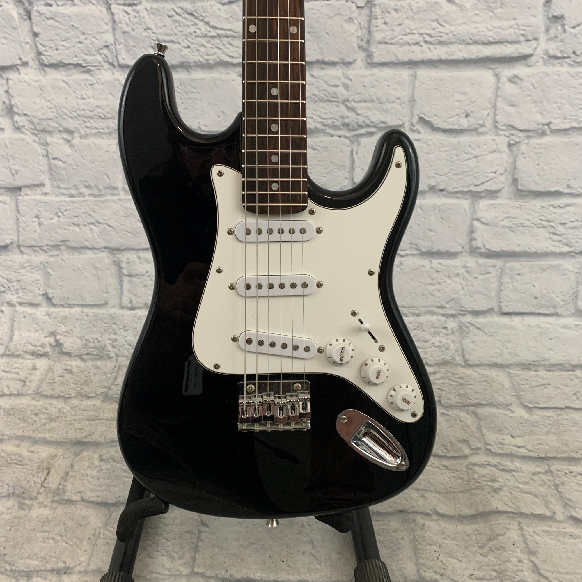 Dr. Tech Strat Style Electric Guitar
