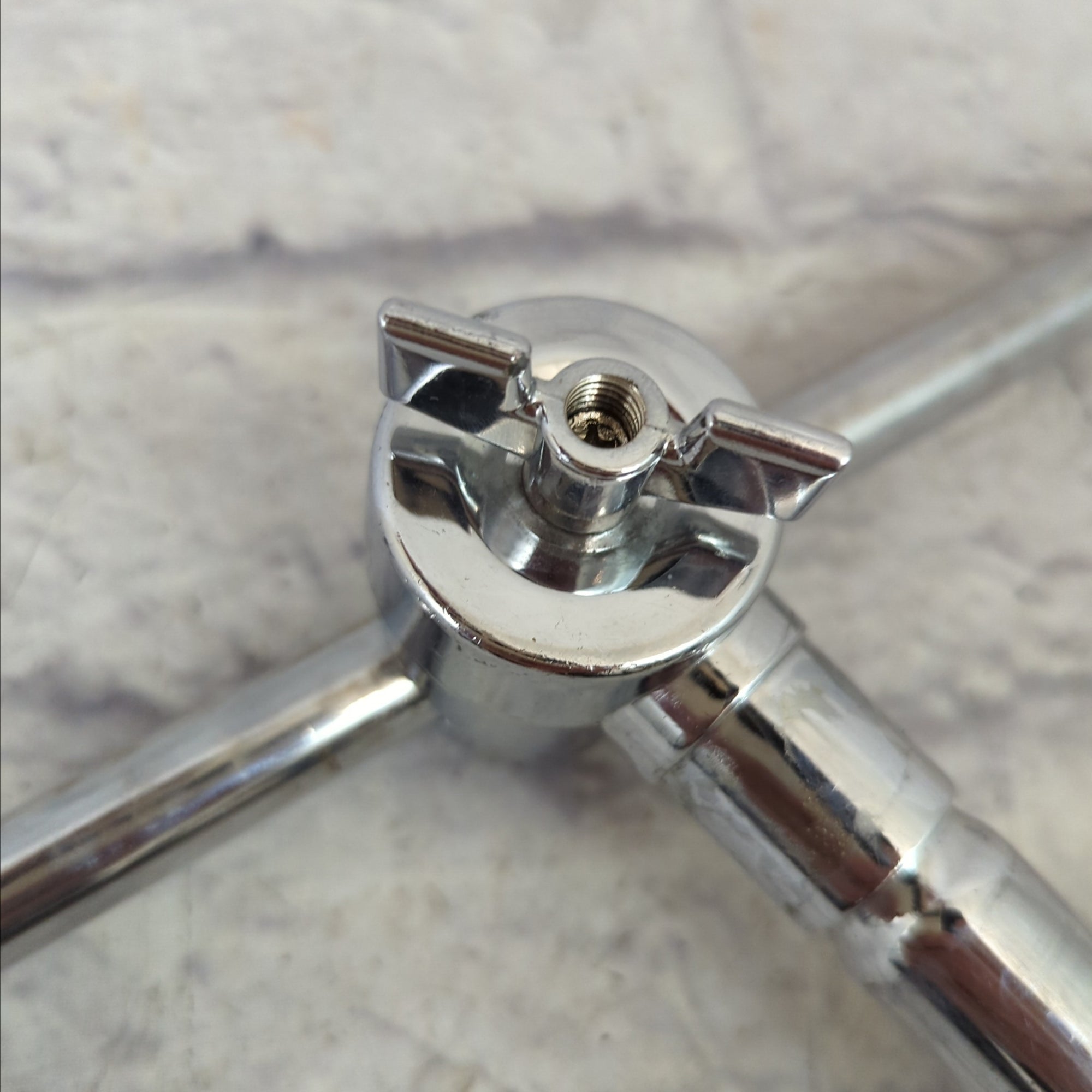 Unknown Cymbal Boom Arm