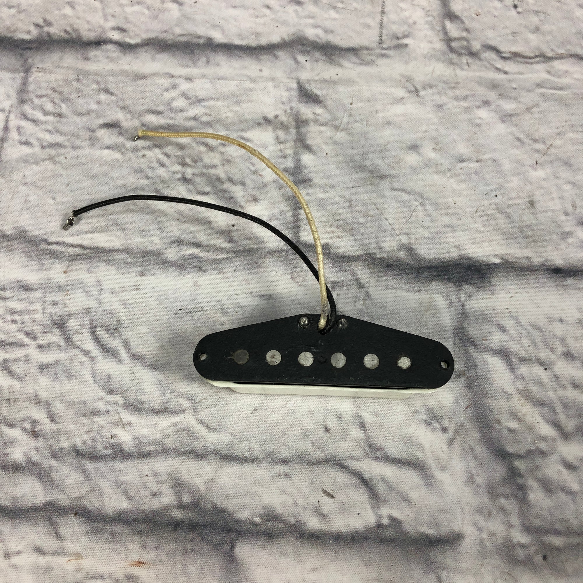 Unknown Single Coil White Pickup