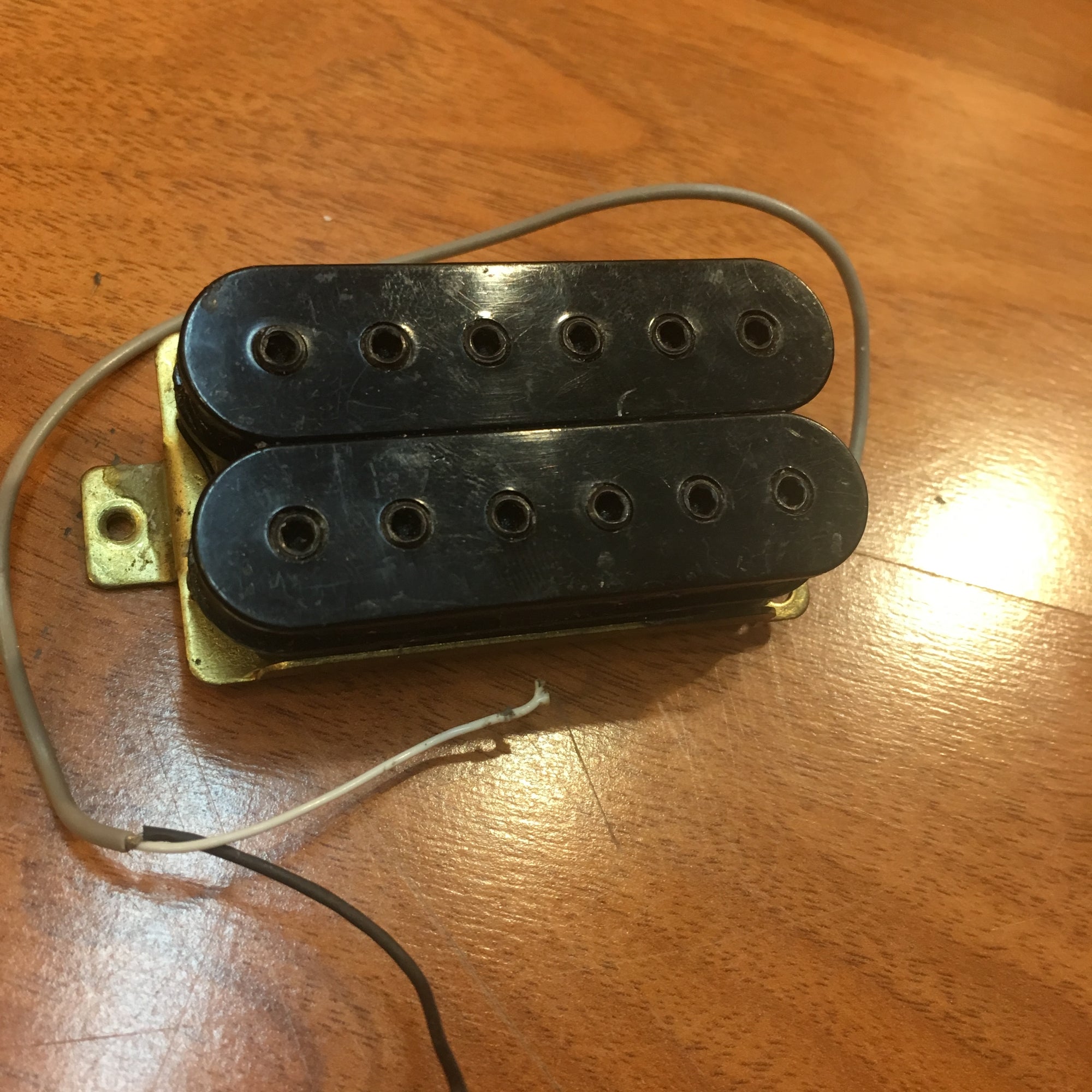 Unknown Humbucker Pickup Black w Grey Wire